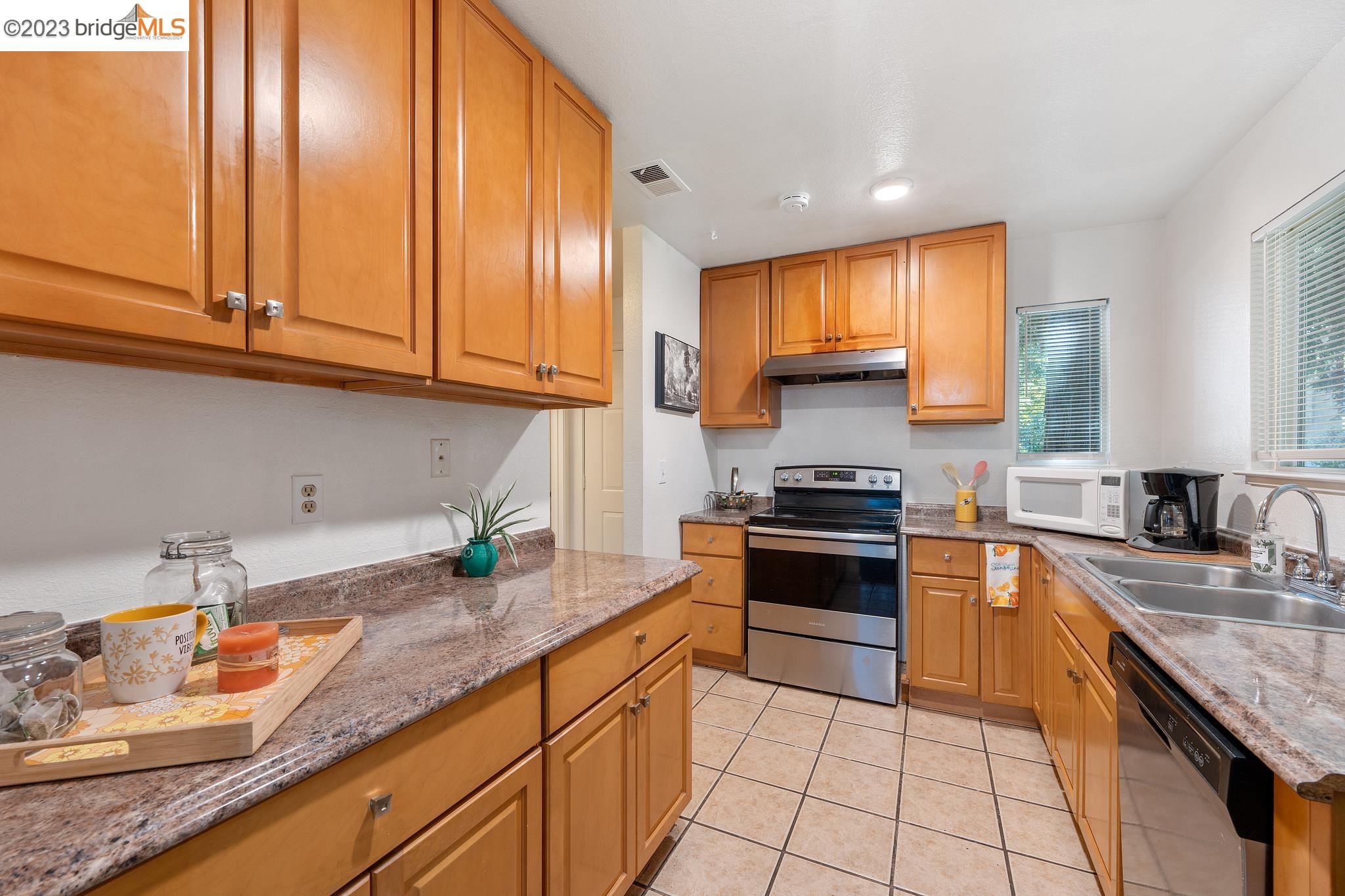 120 Temescal Cir
