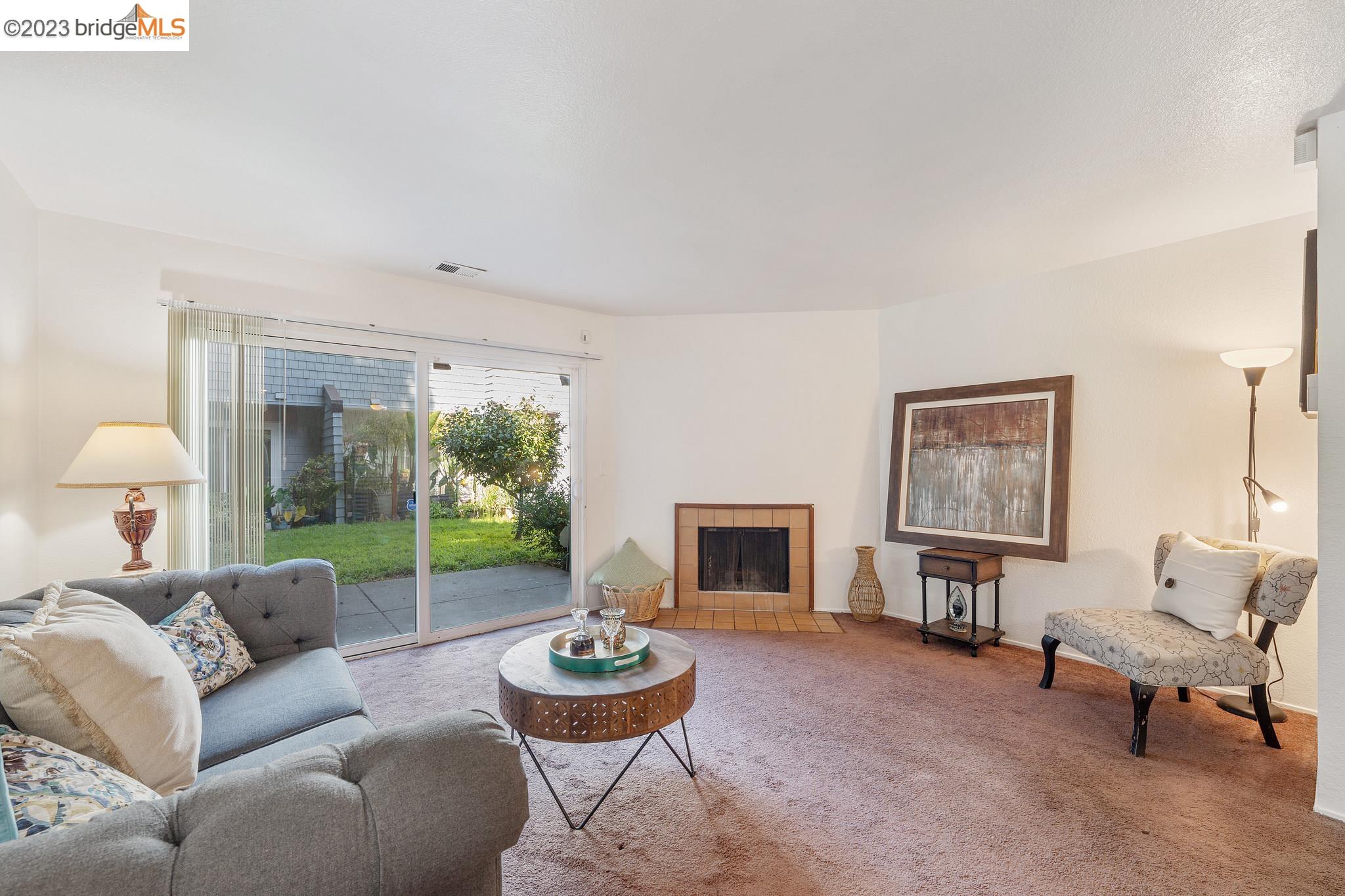 120 Temescal Cir