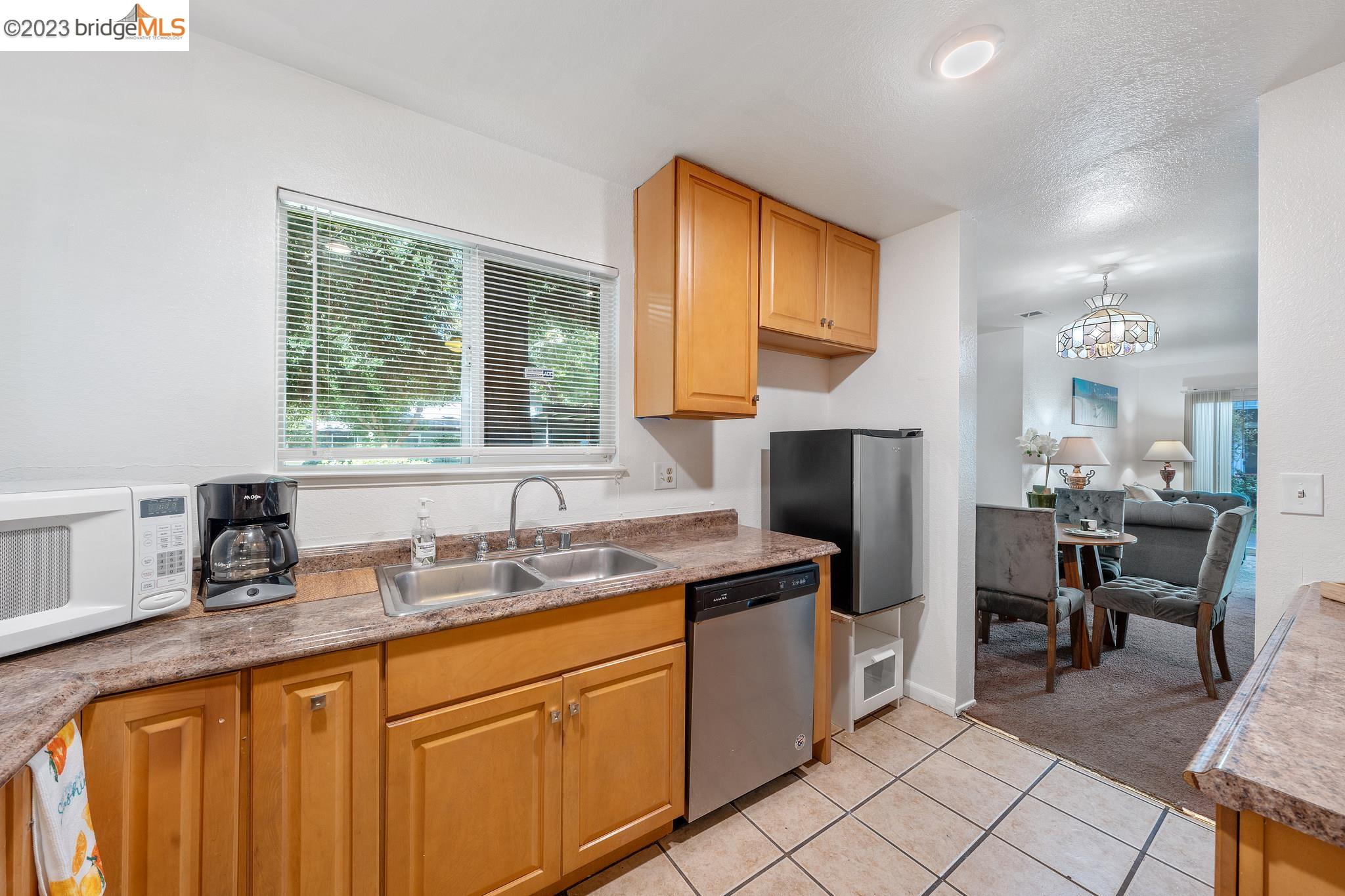 120 Temescal Cir
