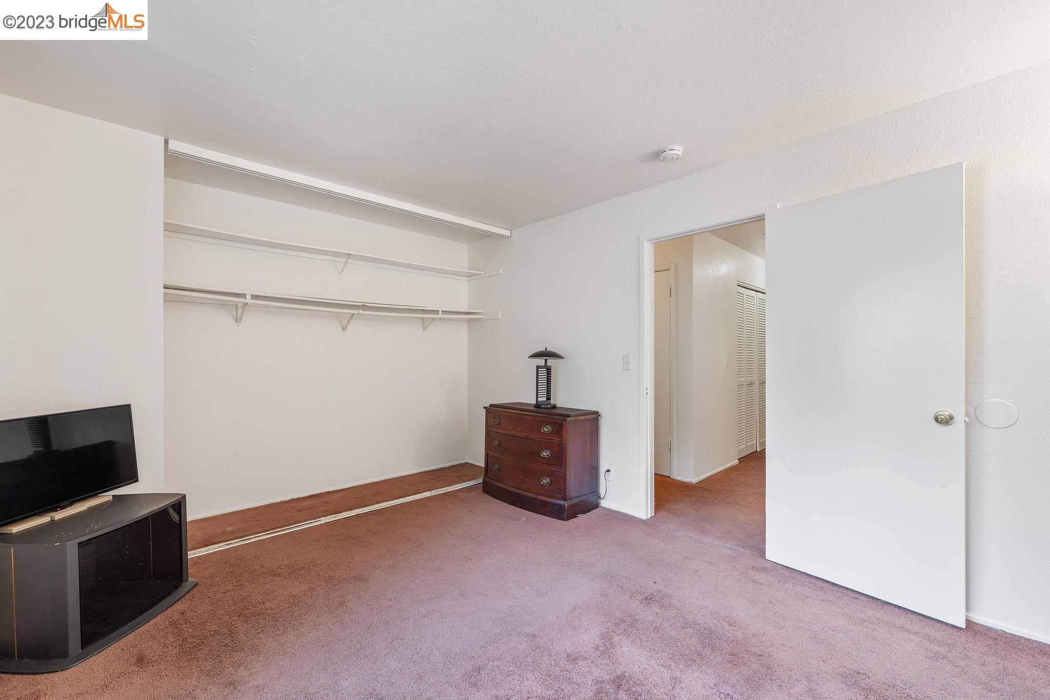120 Temescal Cir