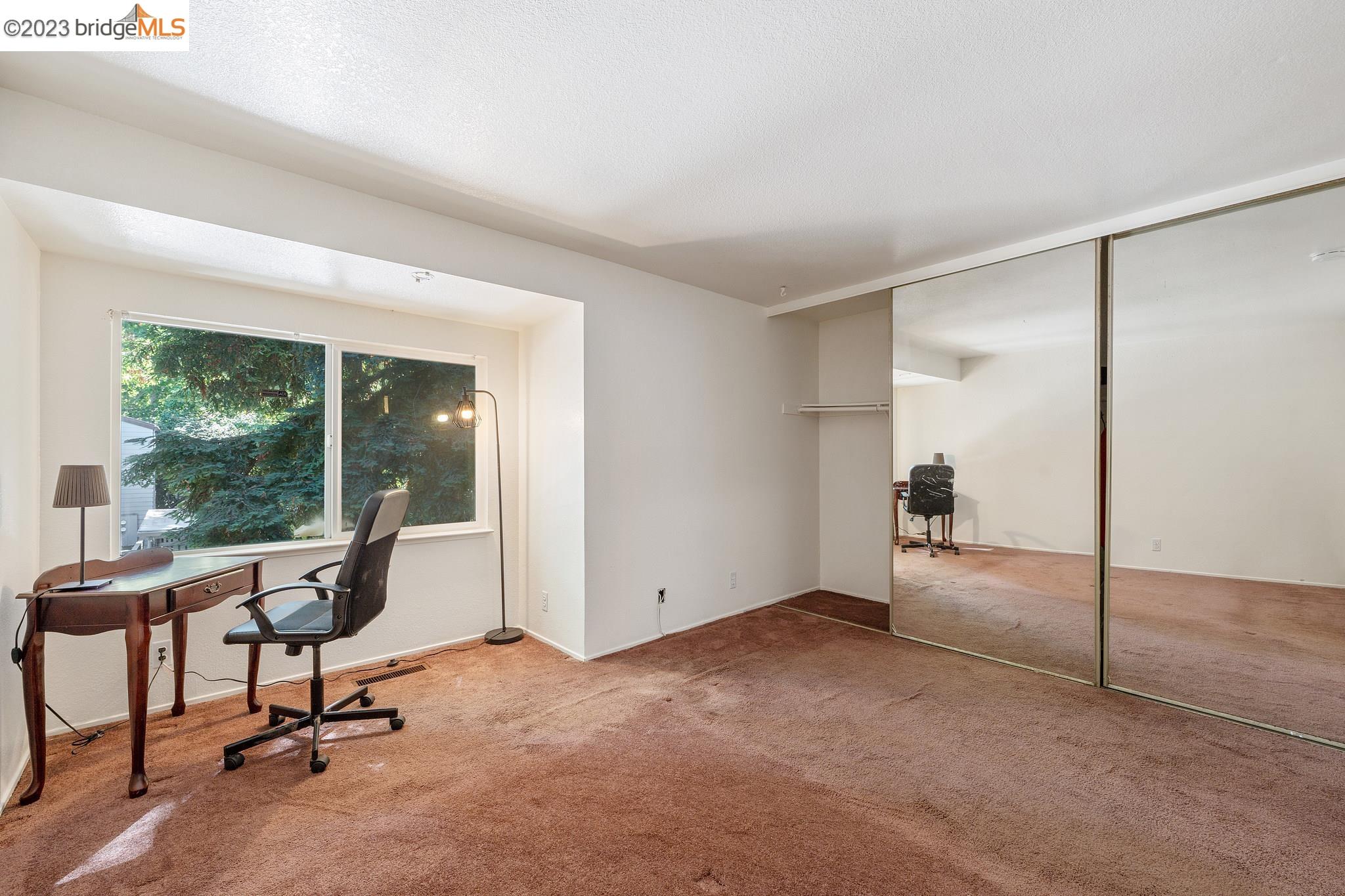 120 Temescal Cir