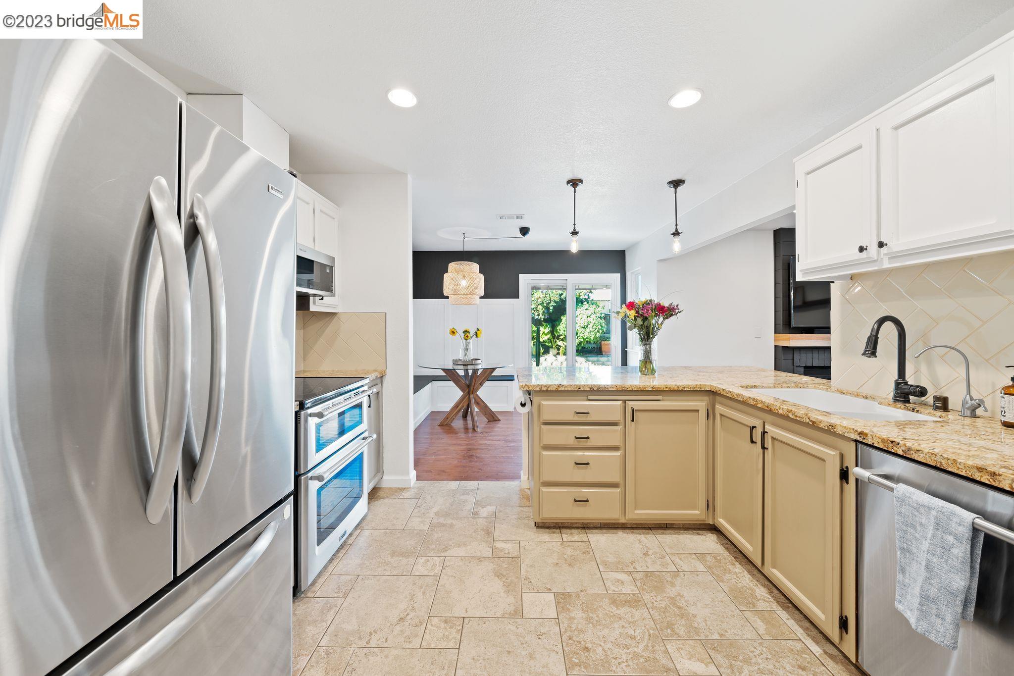 4313 Beechnut Ln