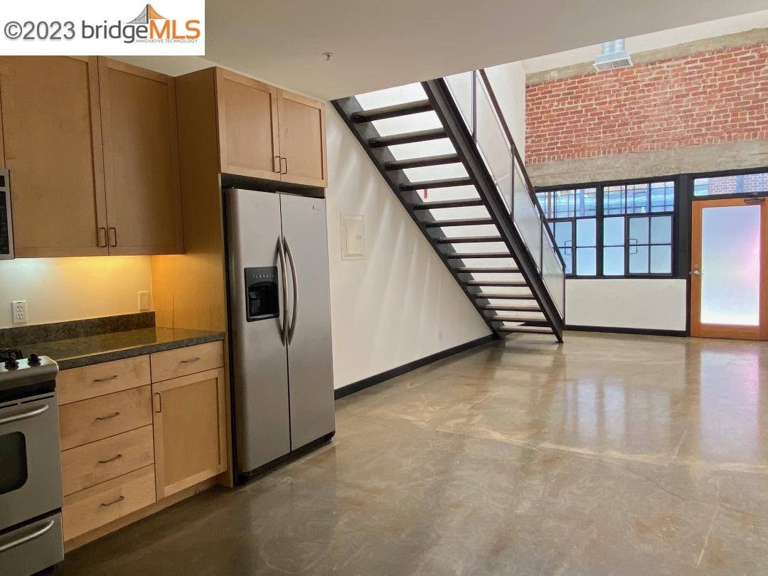 425 E 11Th St # 5