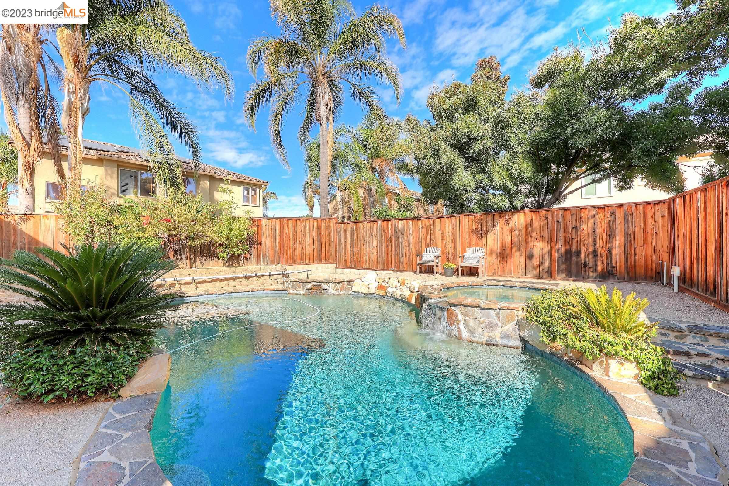 1417 Solana Dr