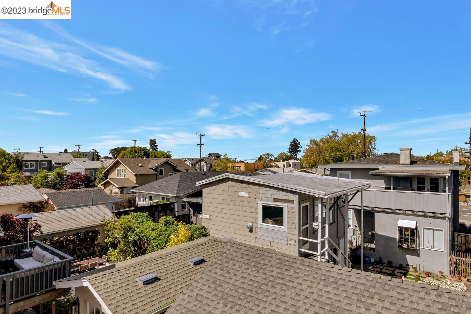 5585 Thomas Ave