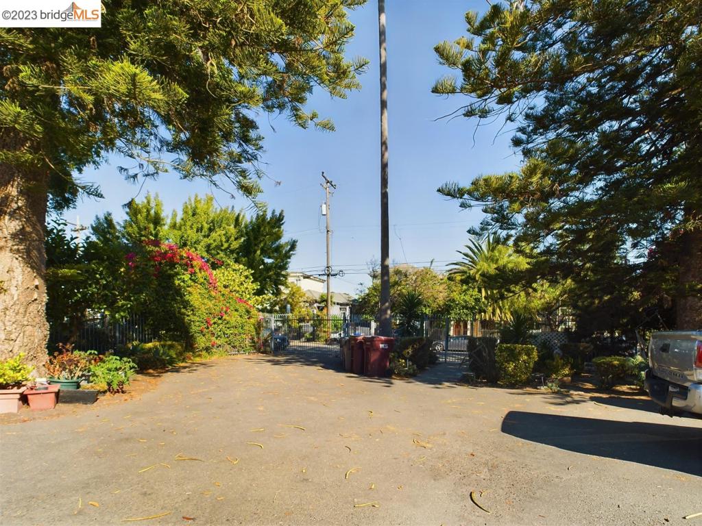926 Chester St