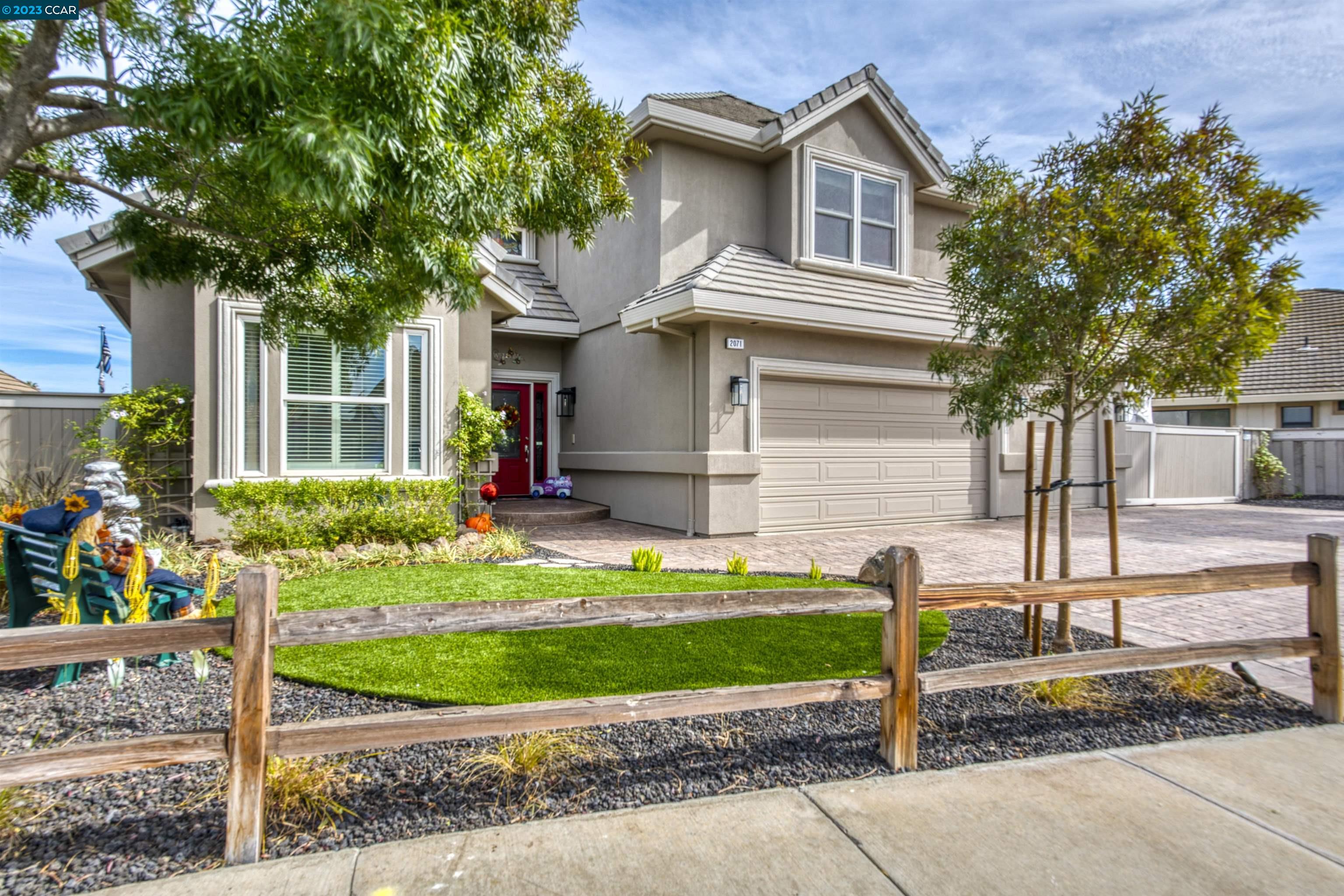 2071 Windward Pt