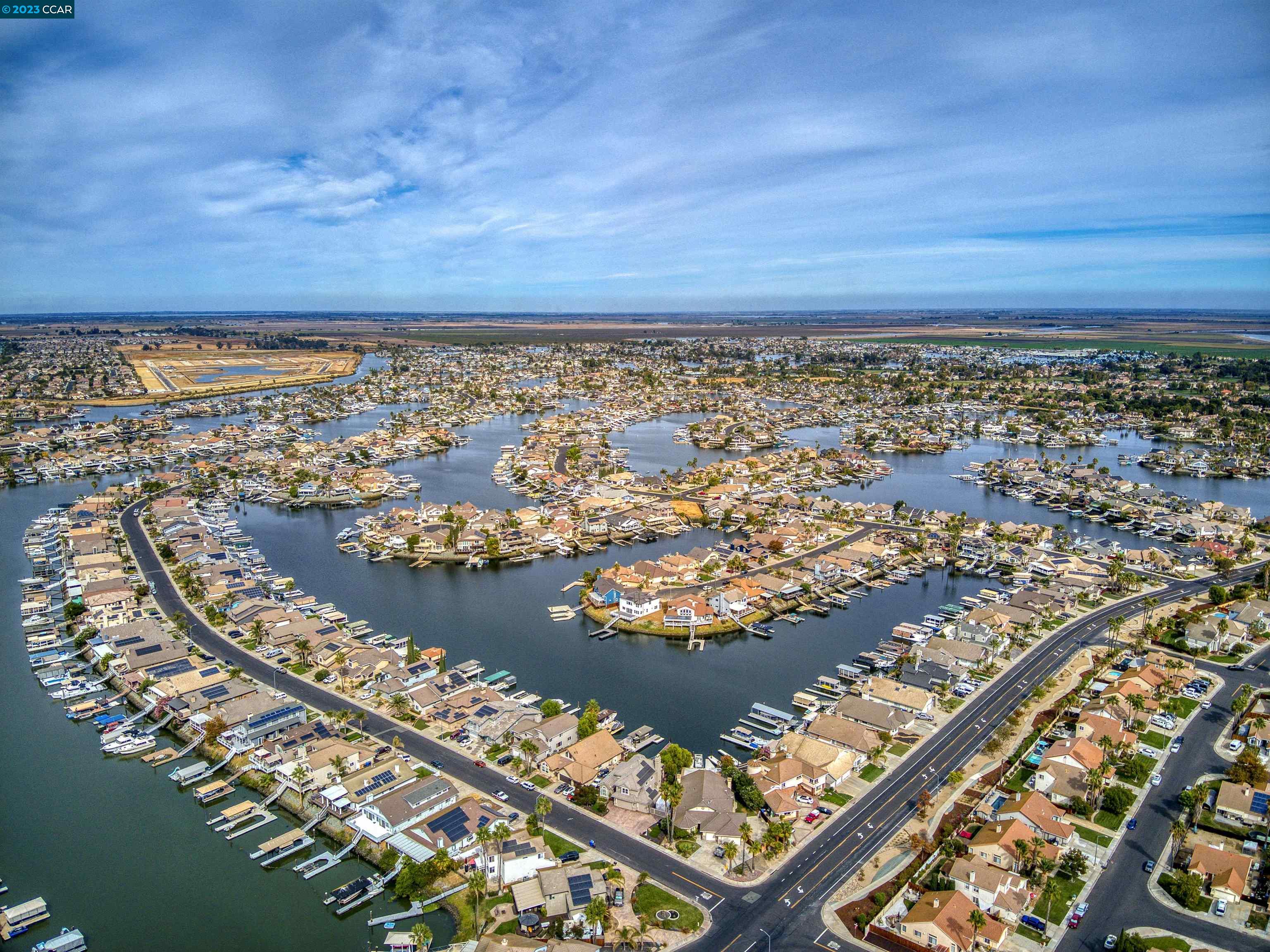 2071 Windward Pt