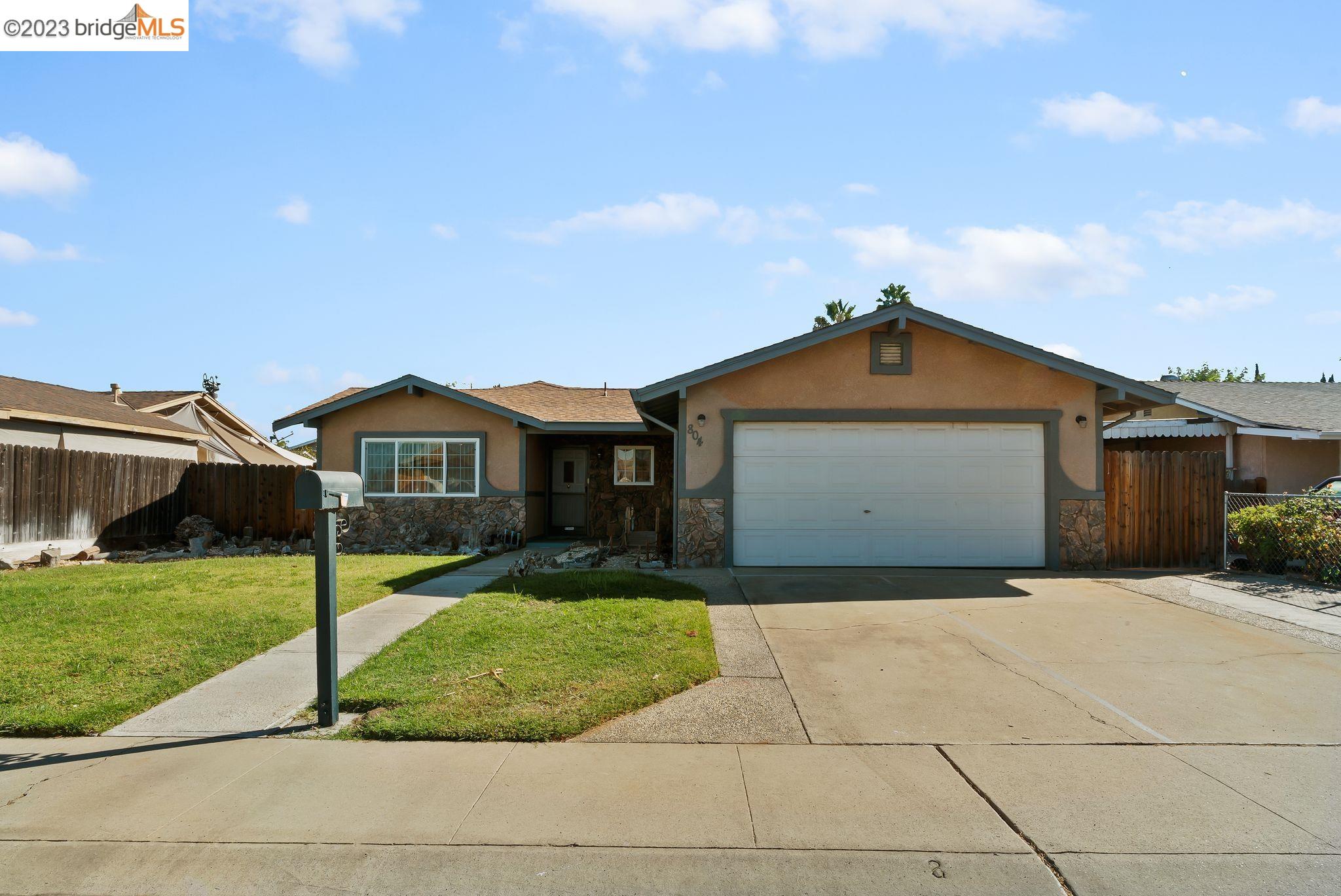 804 Orbit Ln