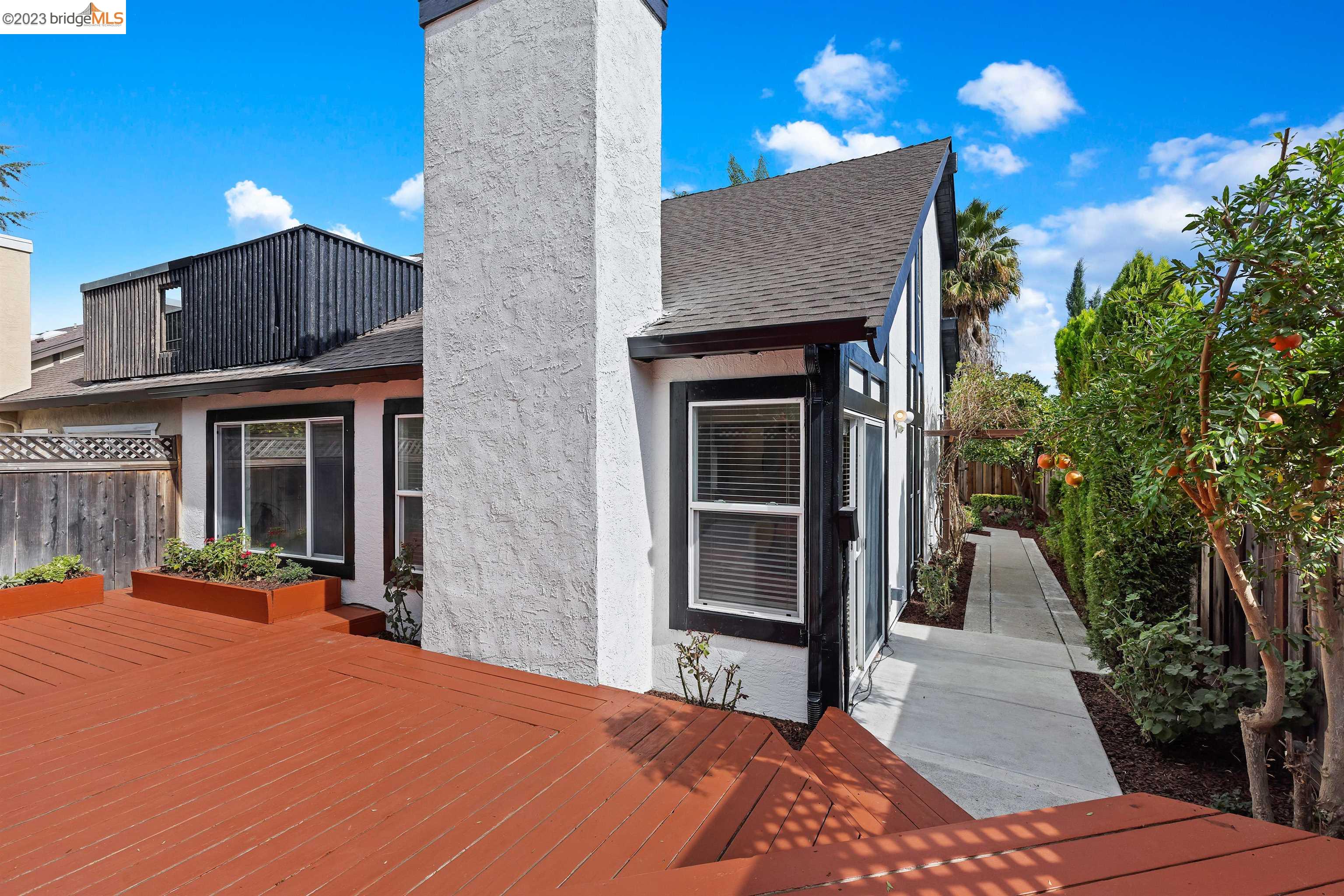 2463 Bay Meadows Cir