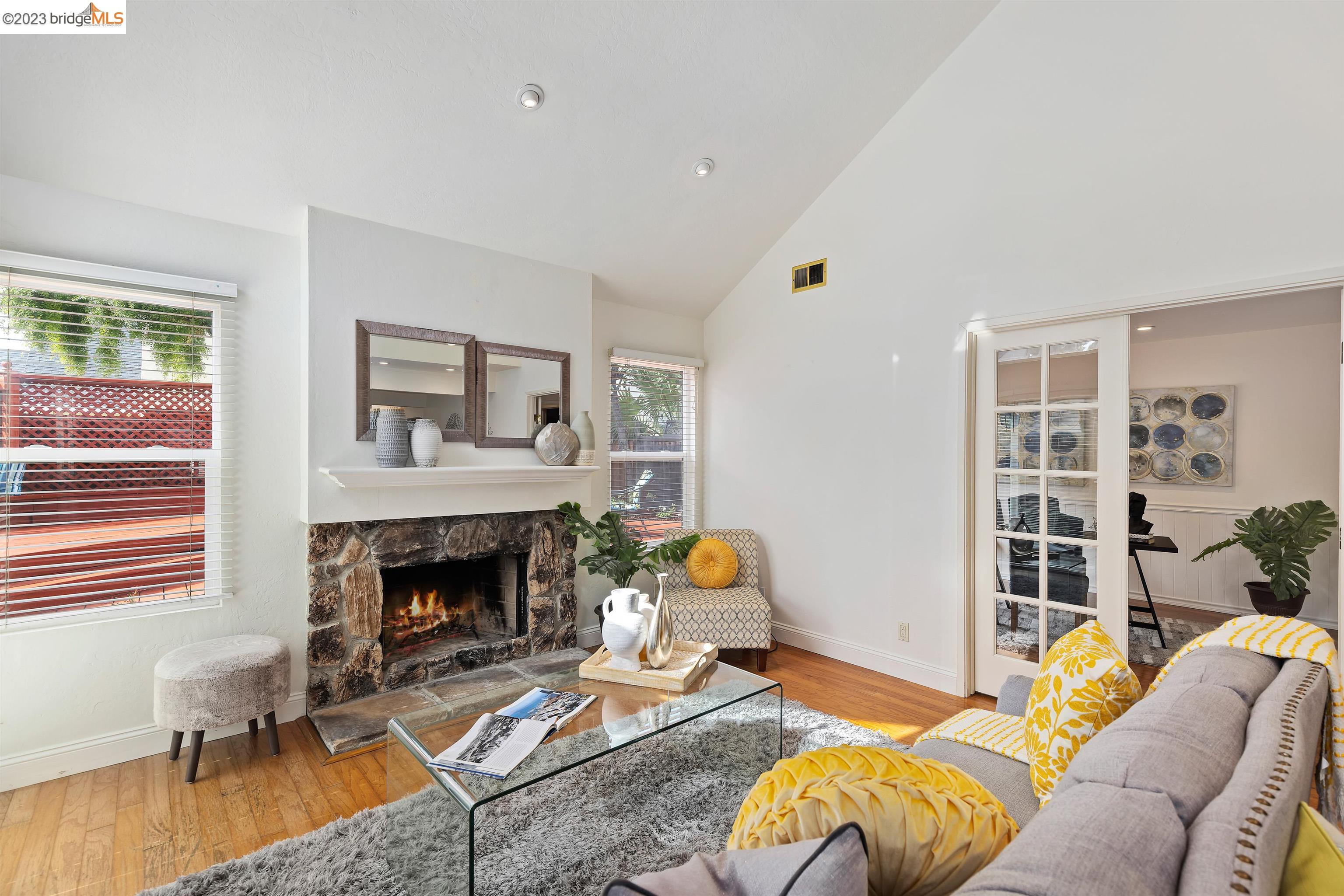 2463 Bay Meadows Cir