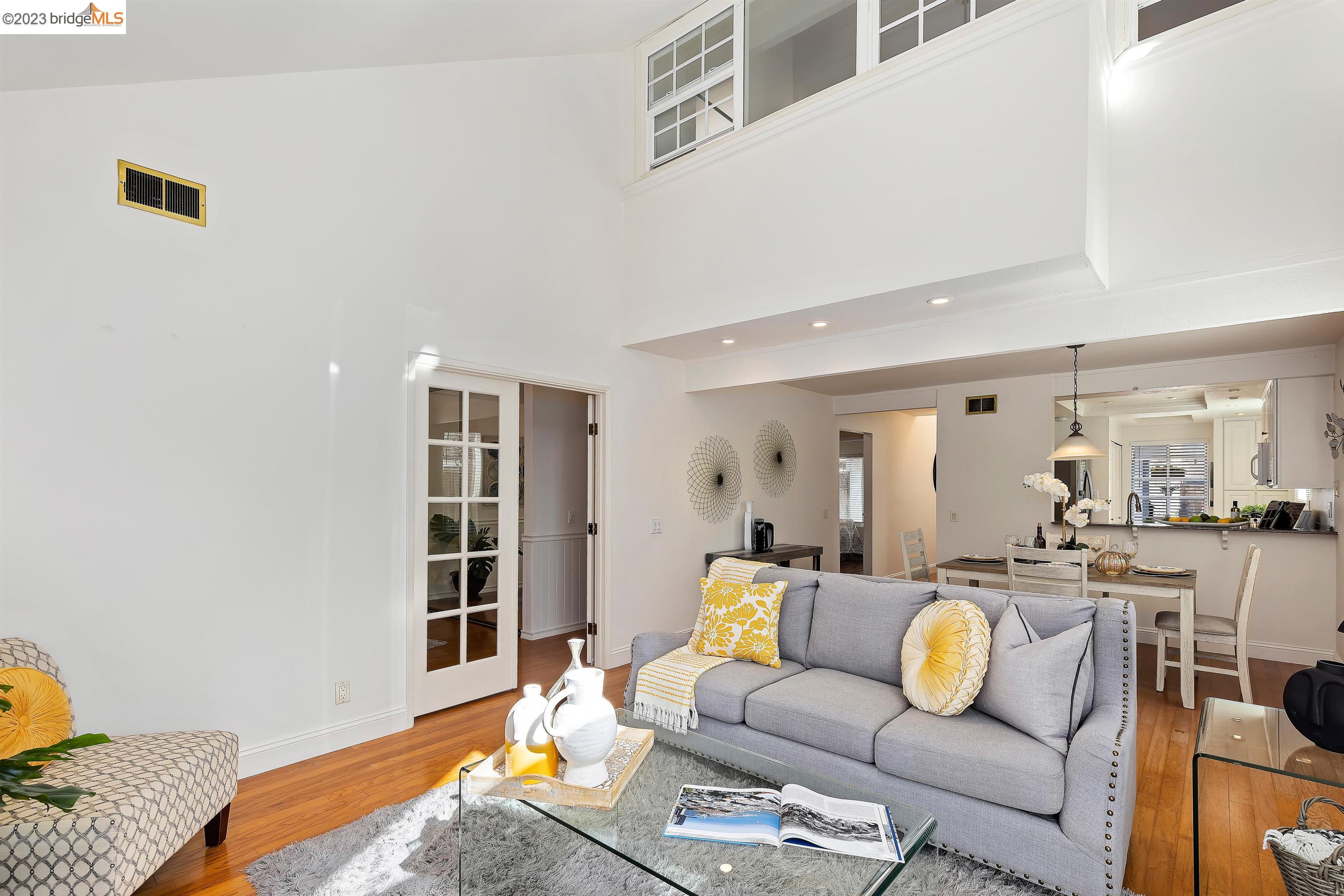2463 Bay Meadows Cir