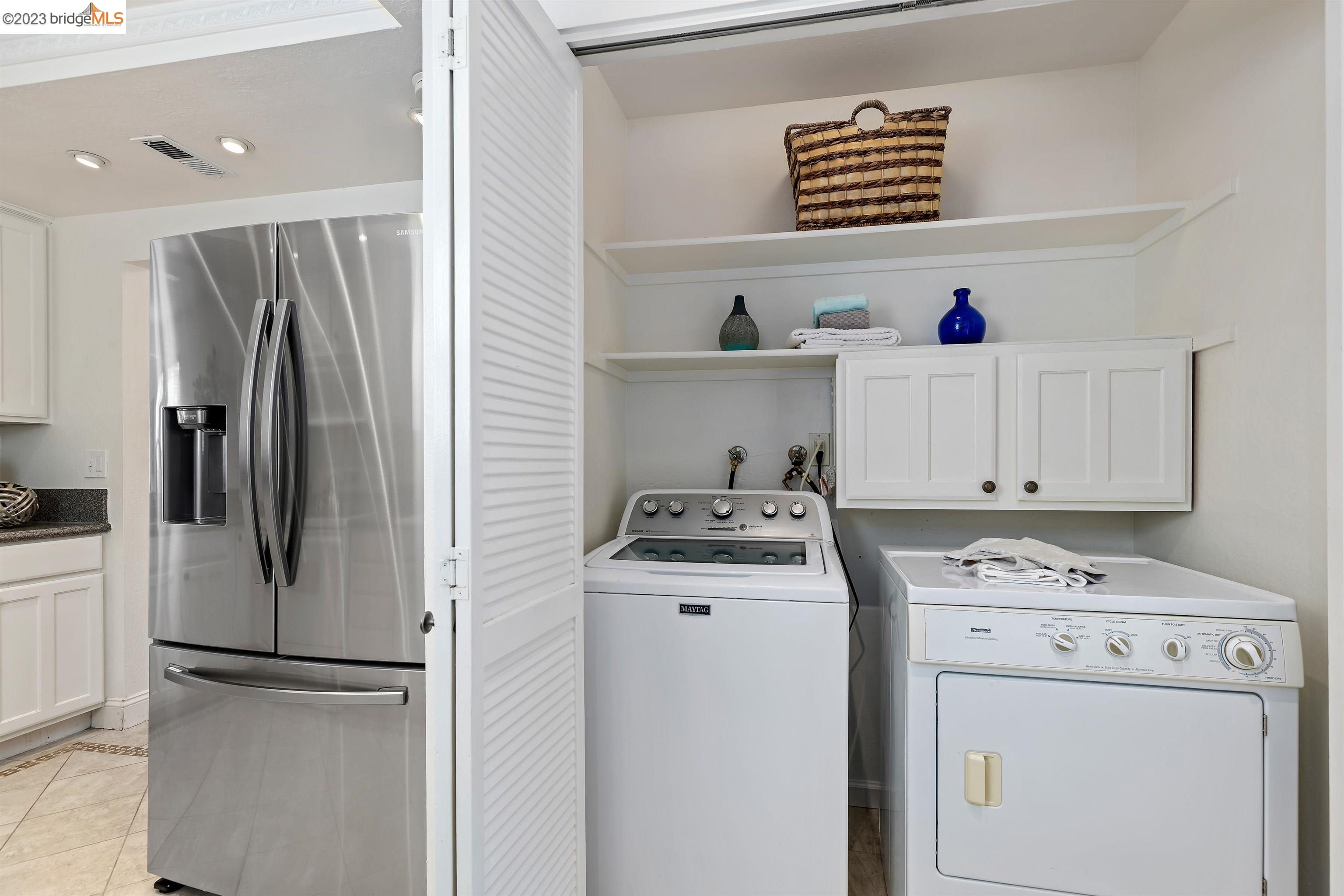 2463 Bay Meadows Cir