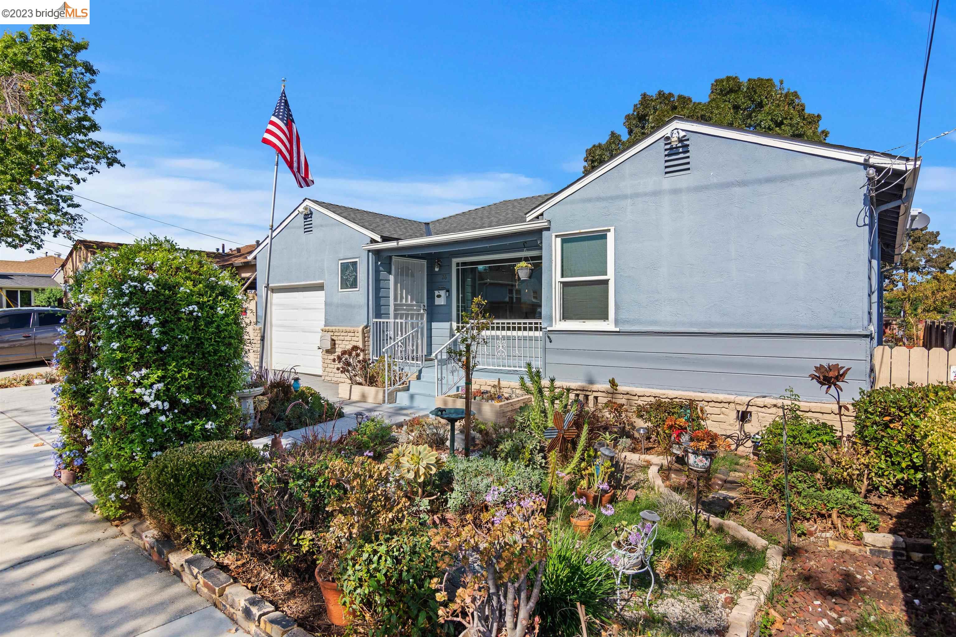 26 Lorraine Ave