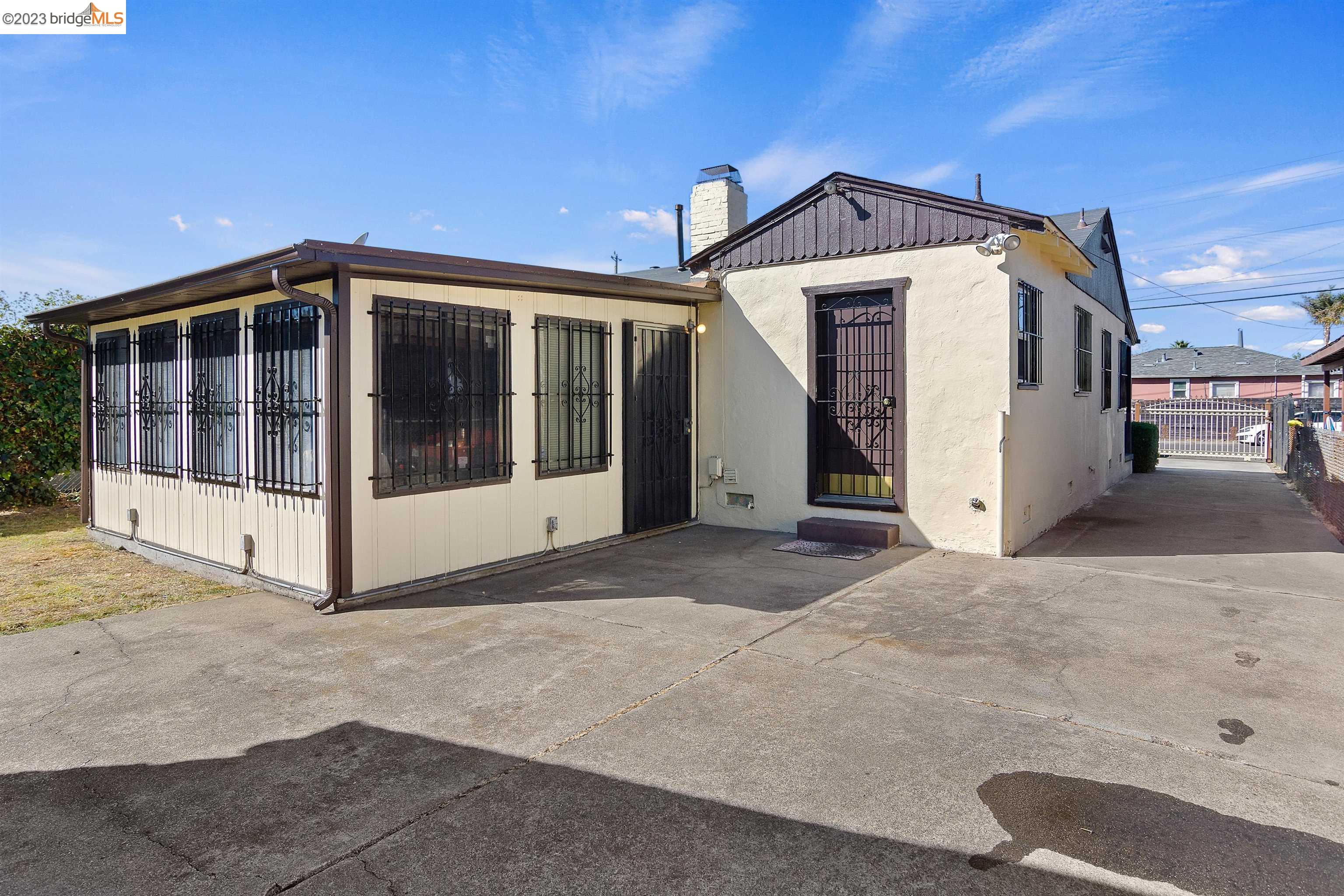 554 105Th Ave
