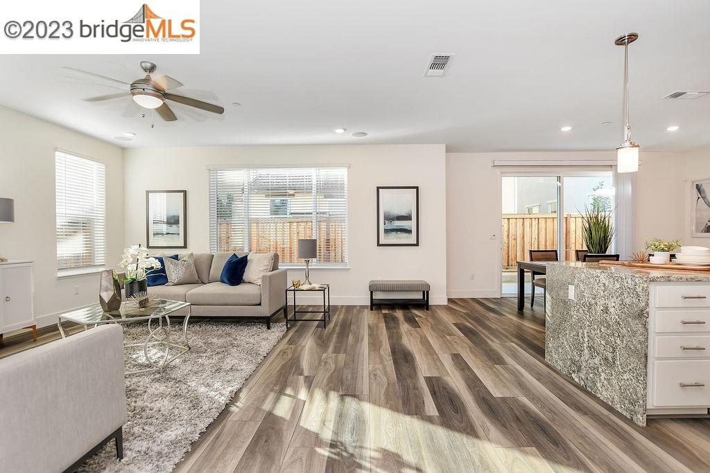 154 Canary Creek Way