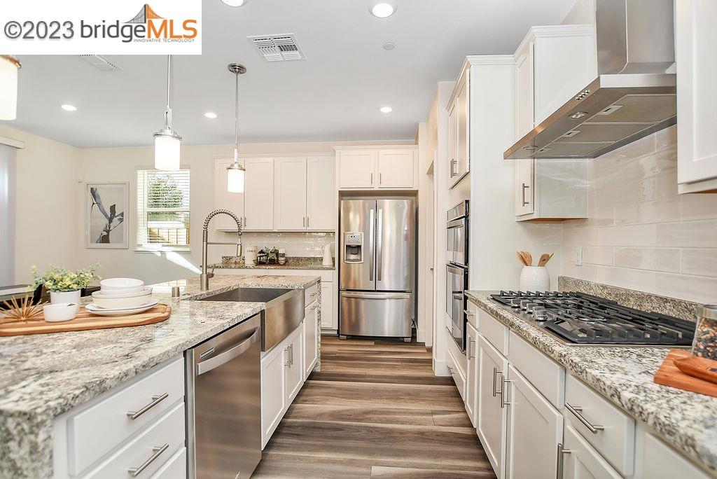 154 Canary Creek Way