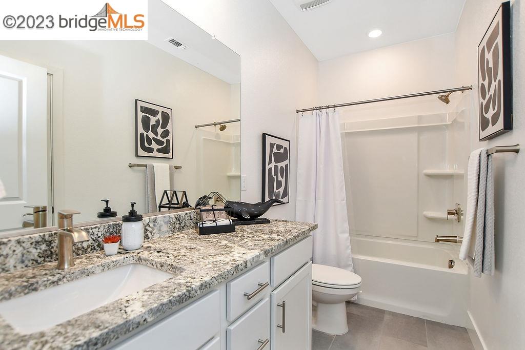 154 Canary Creek Way