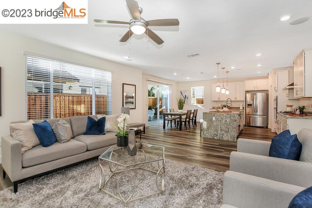 154 Canary Creek Way