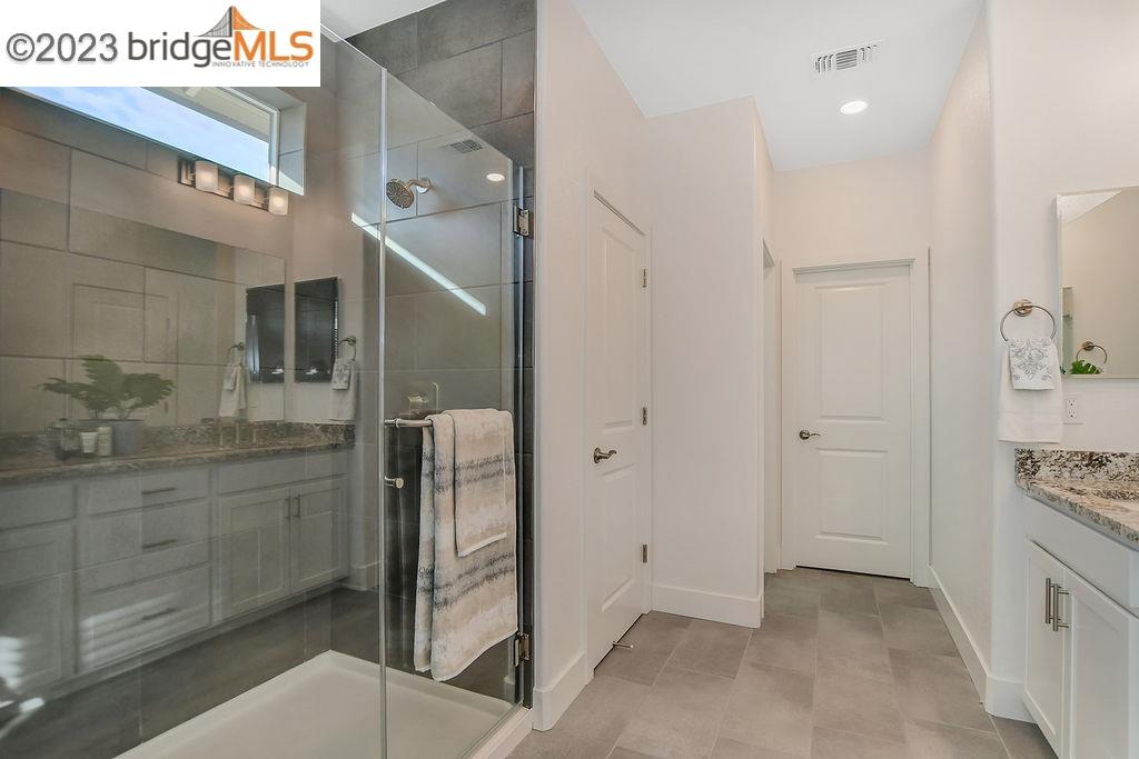 154 Canary Creek Way