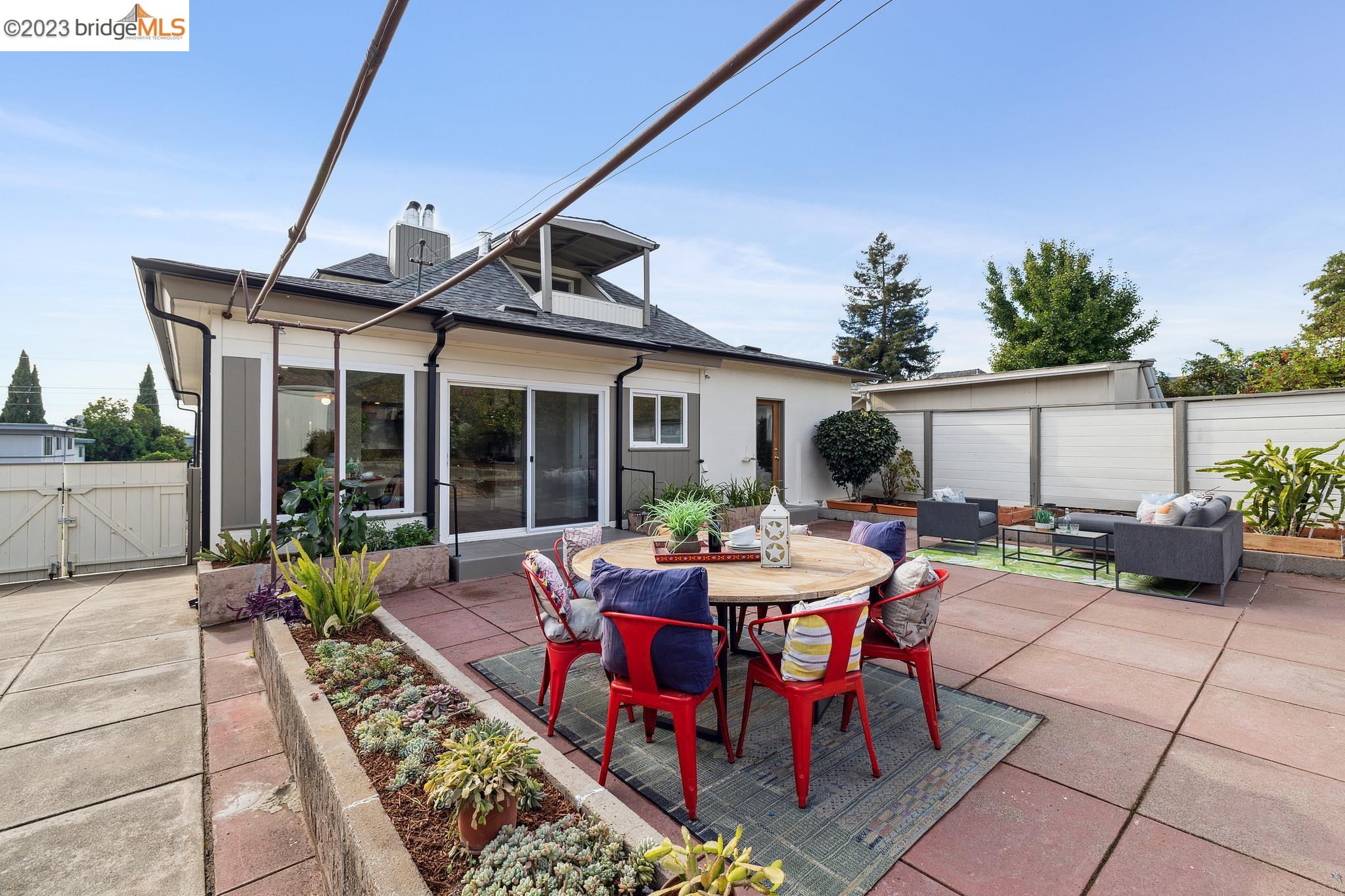 3080 Kansas St