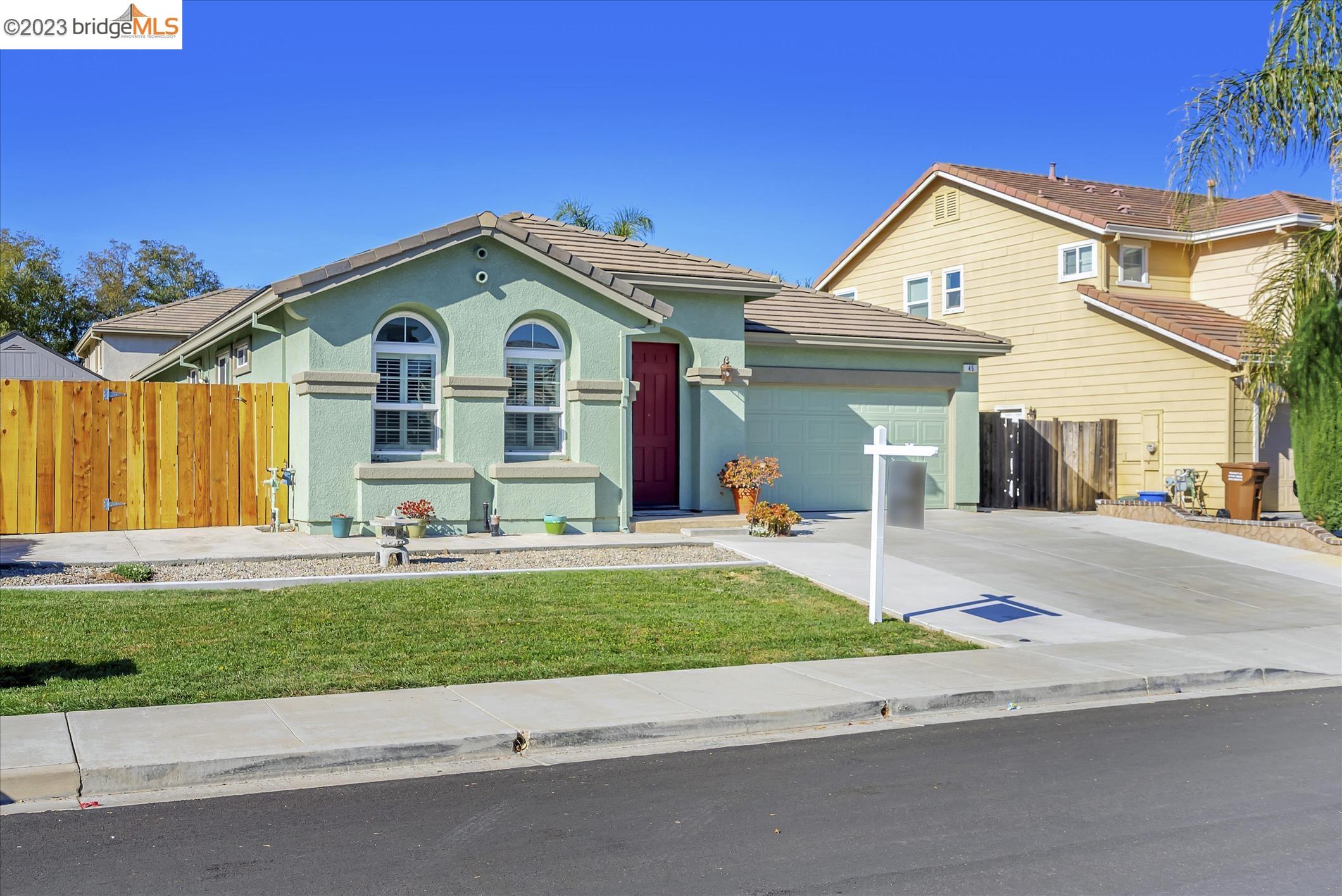 45 Puffin Cir