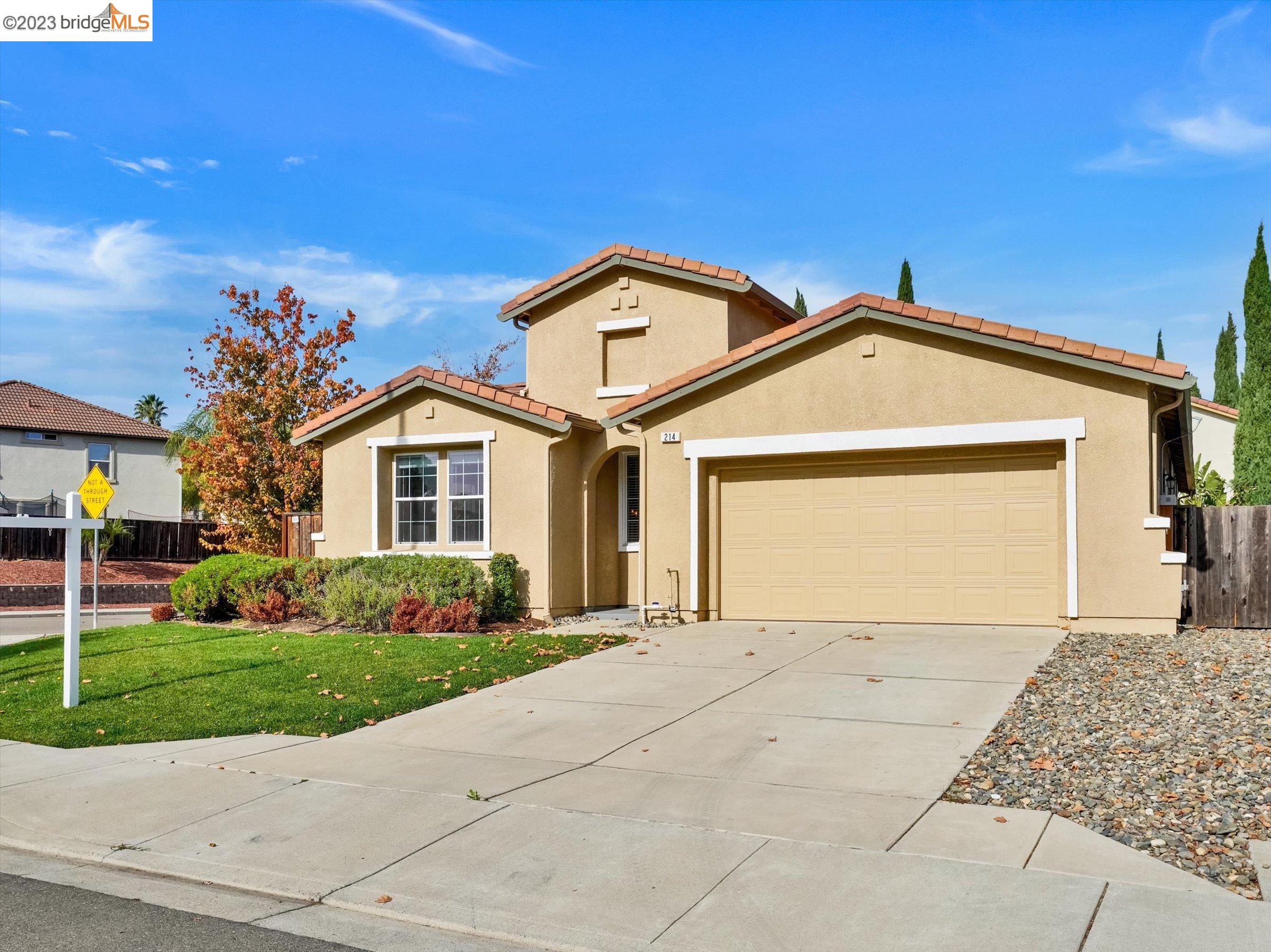 214 Malicoat Ave