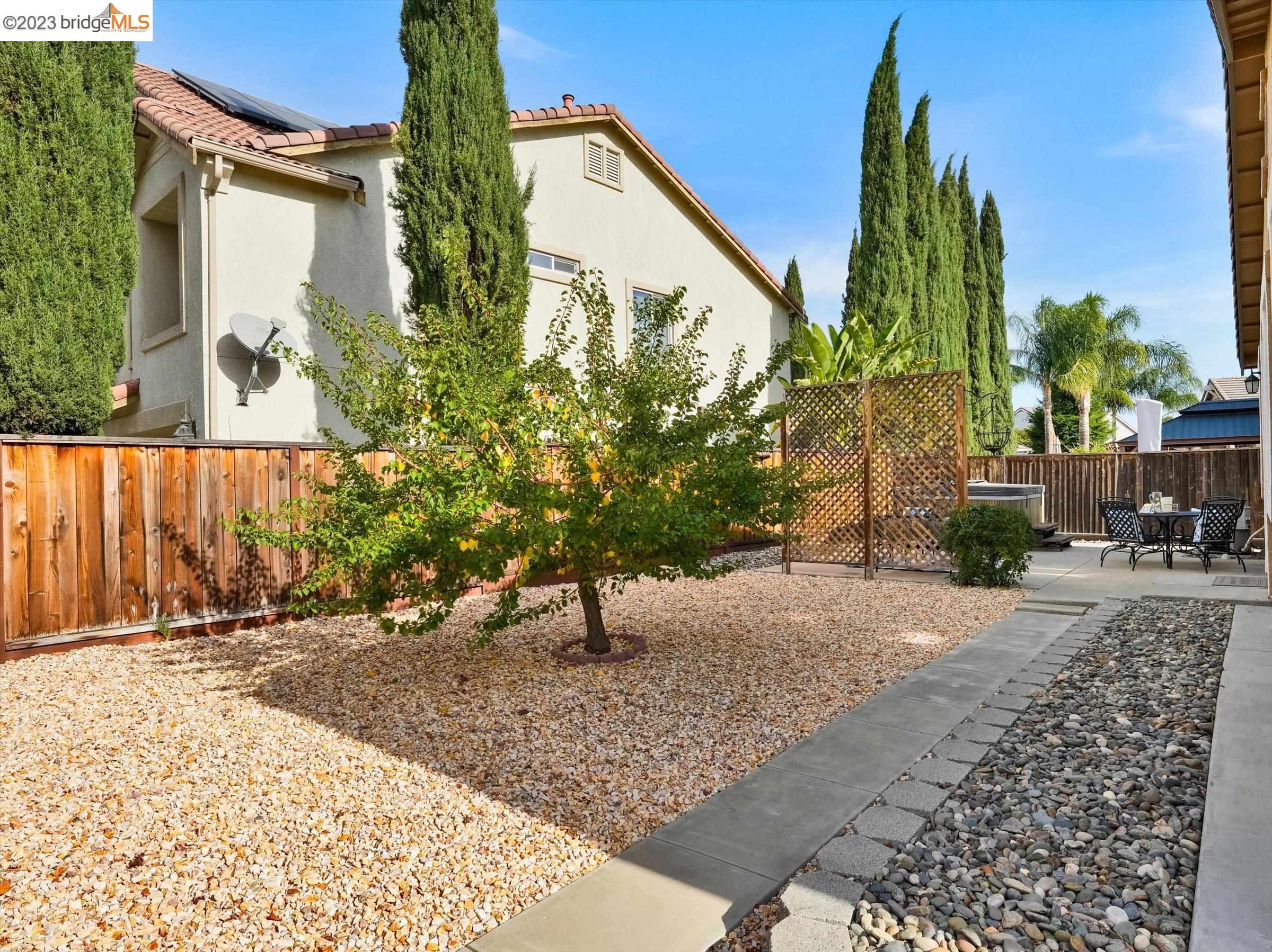 214 Malicoat Ave