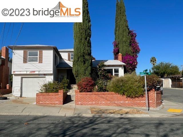 108 Lois Ave