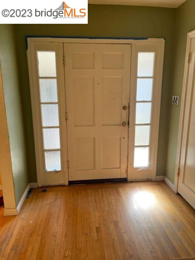 108 Lois Ave
