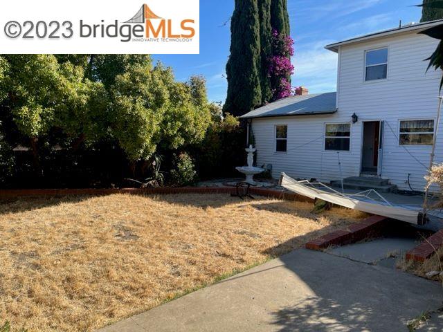 108 Lois Ave