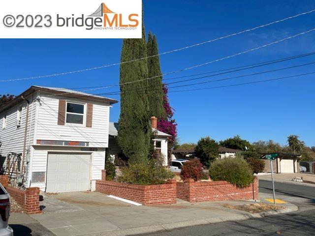 108 Lois Ave