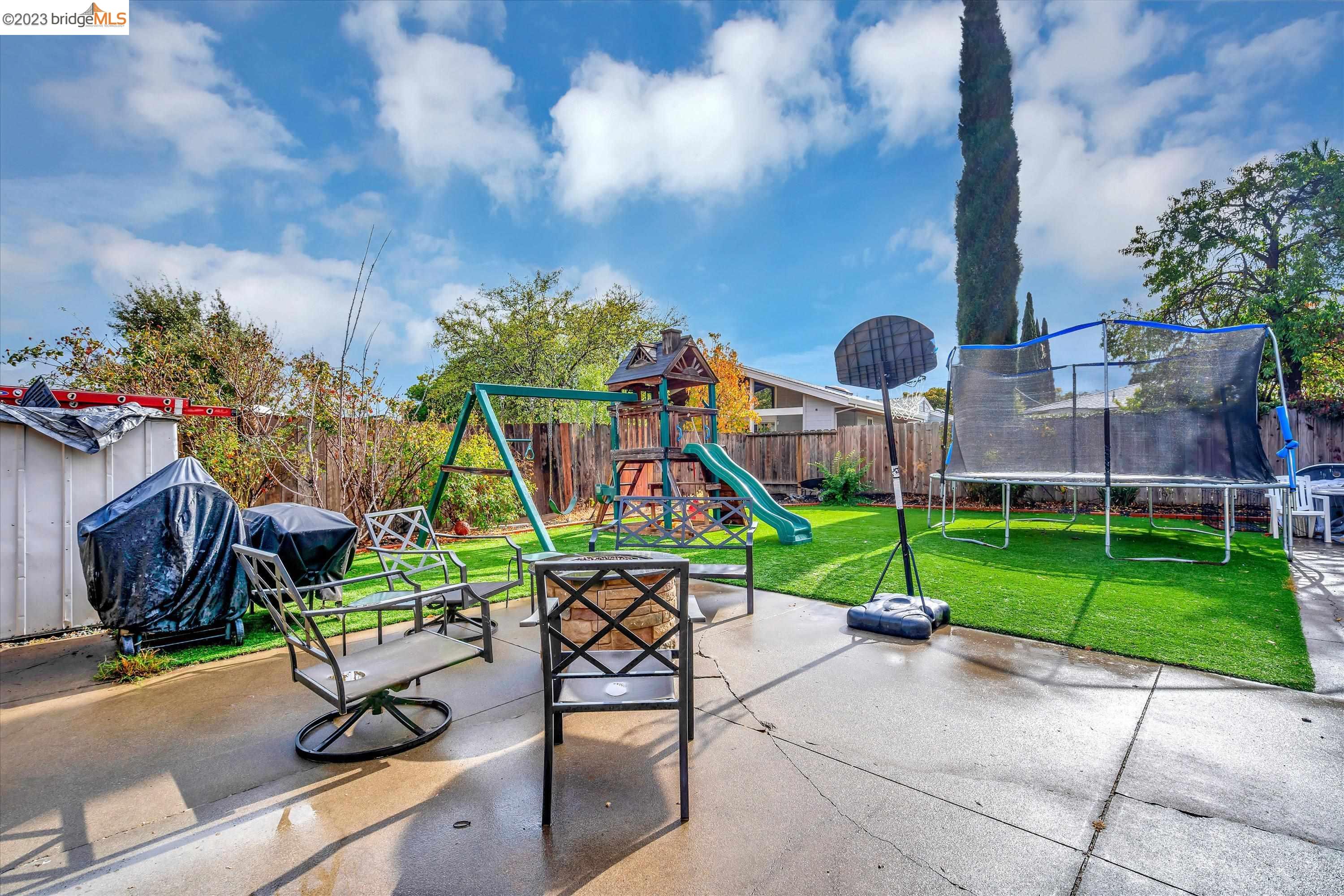 124 Sierra Dr