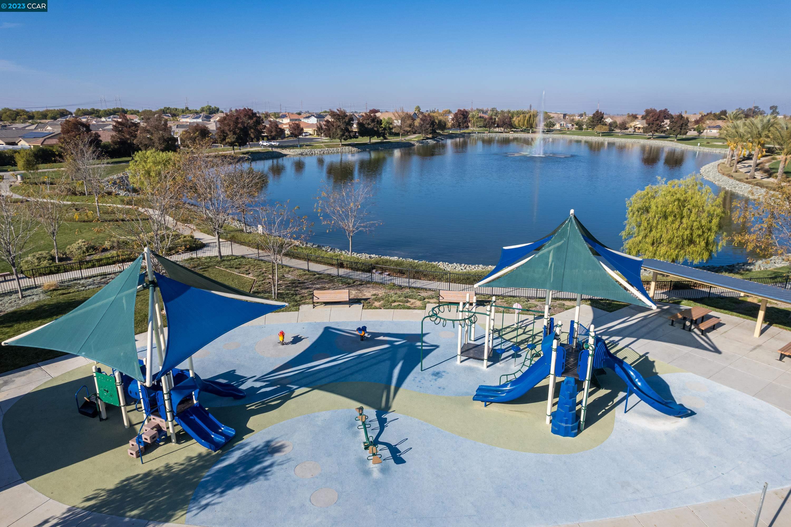 7166 Lakehead Way