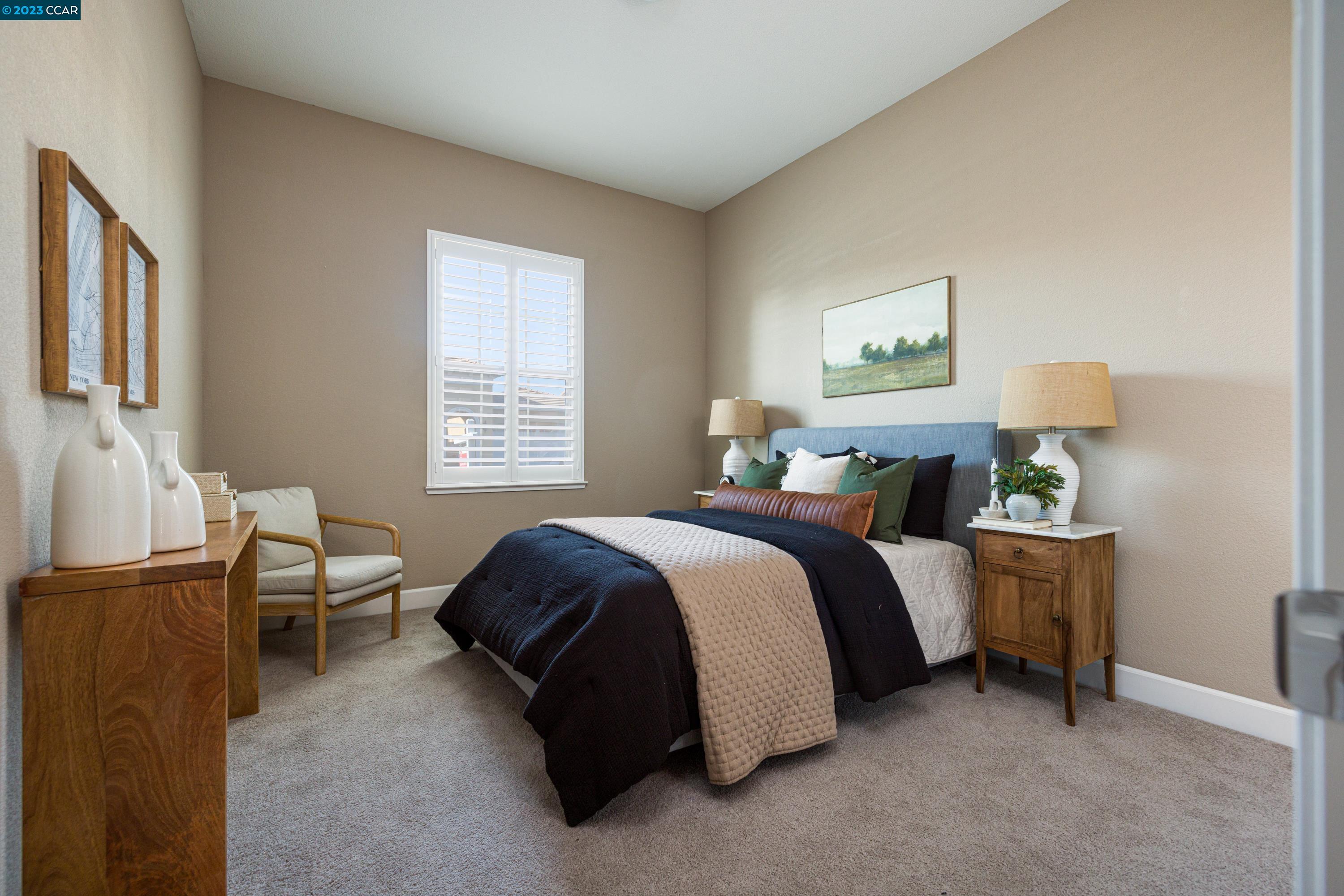 7166 Lakehead Way