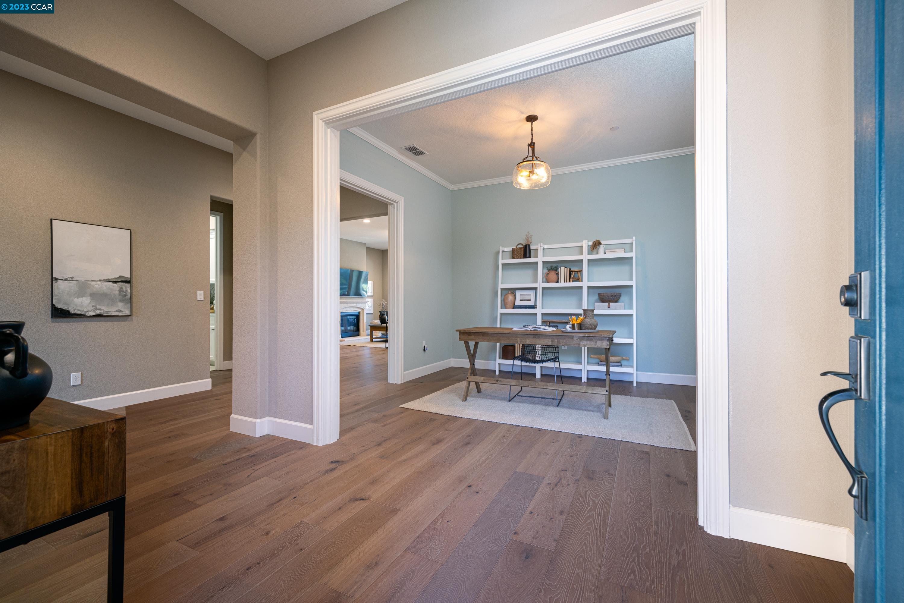 7166 Lakehead Way