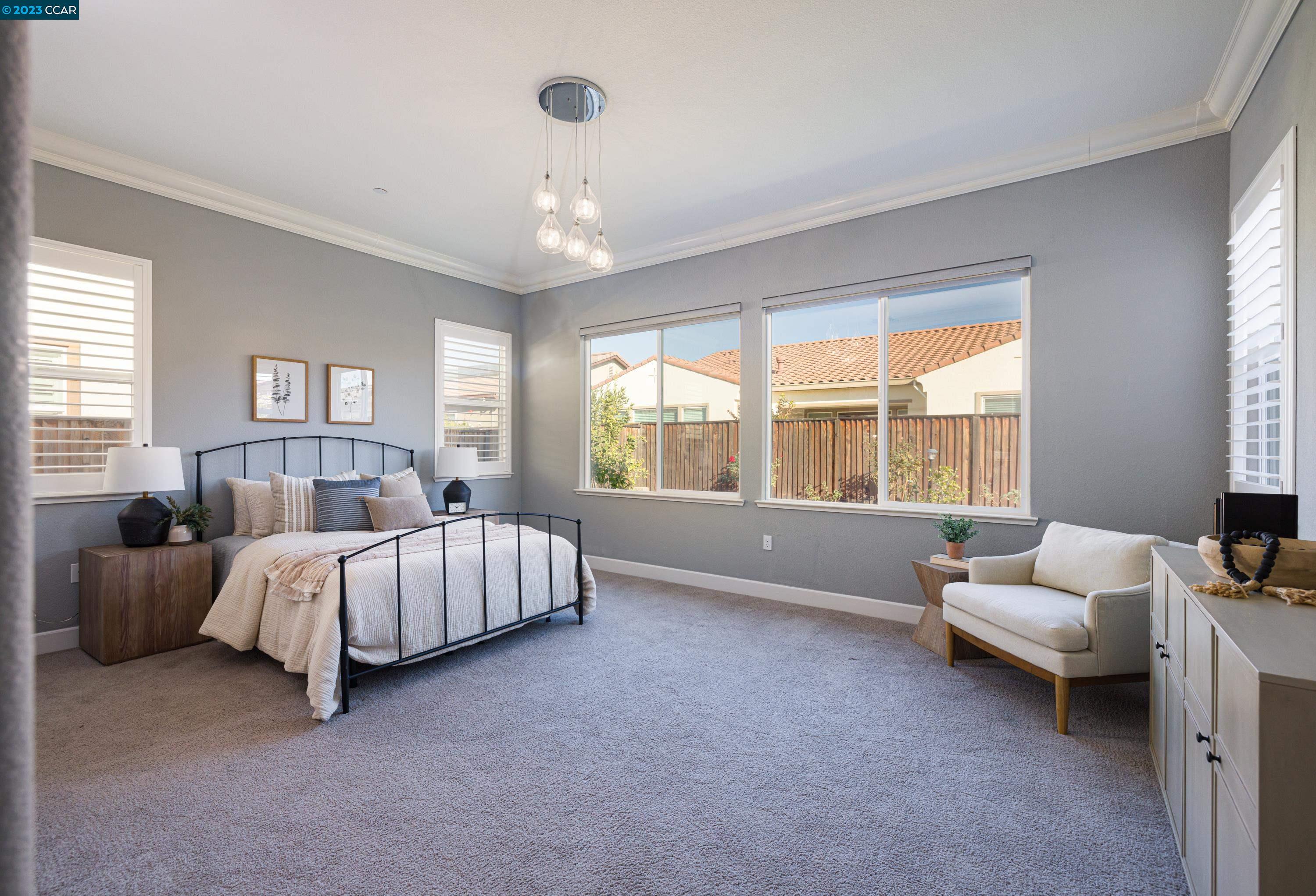 7166 Lakehead Way