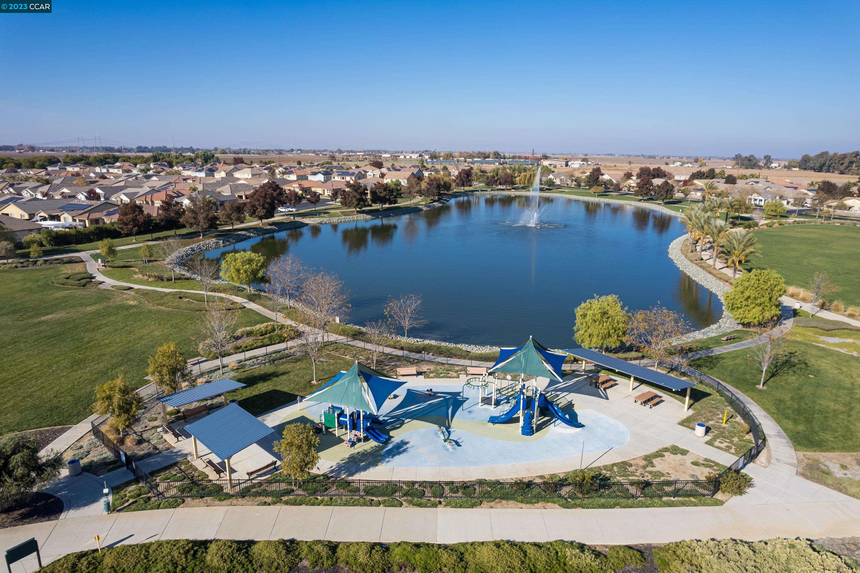 7166 Lakehead Way