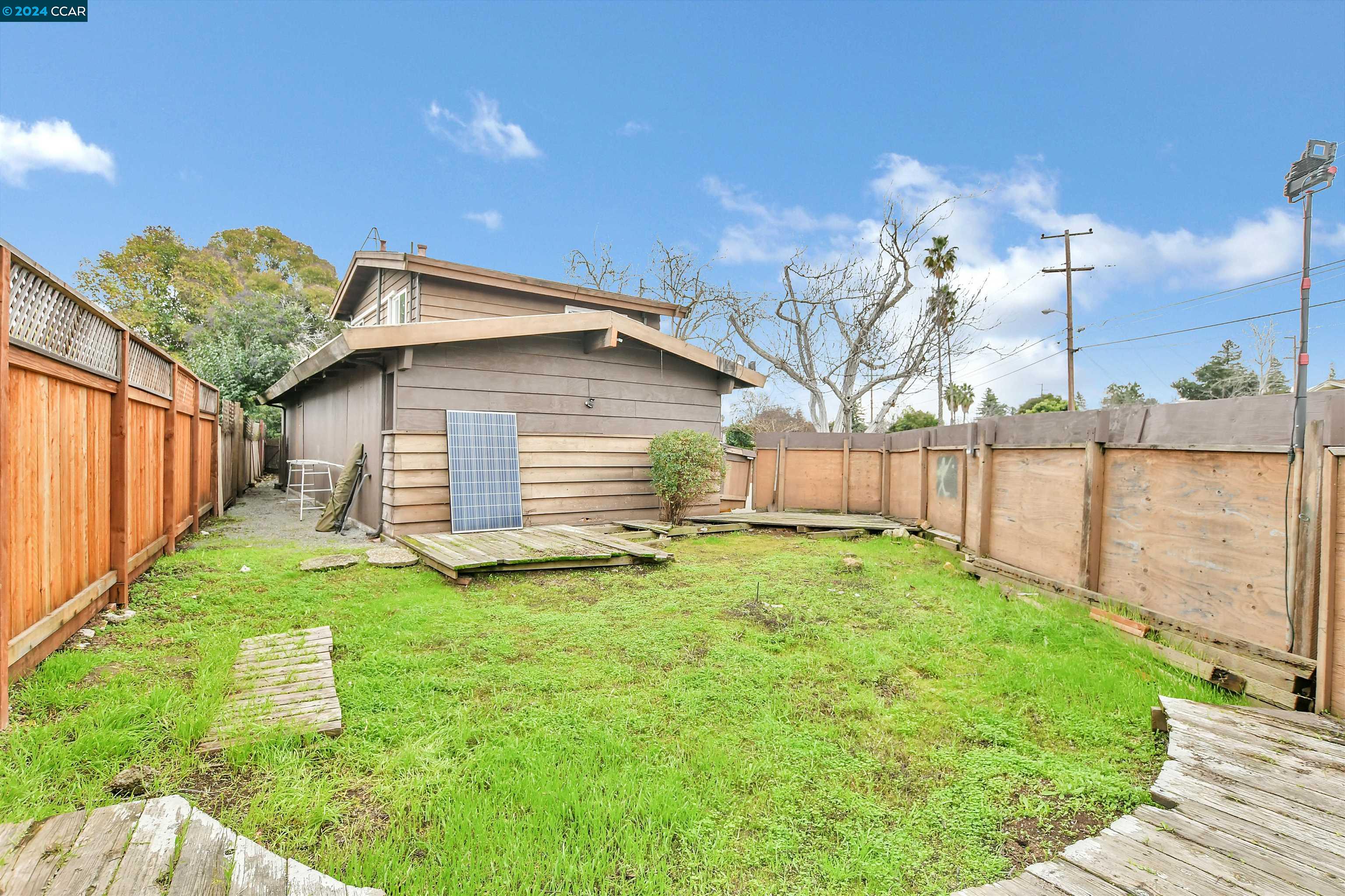 1188 Carey Dr
