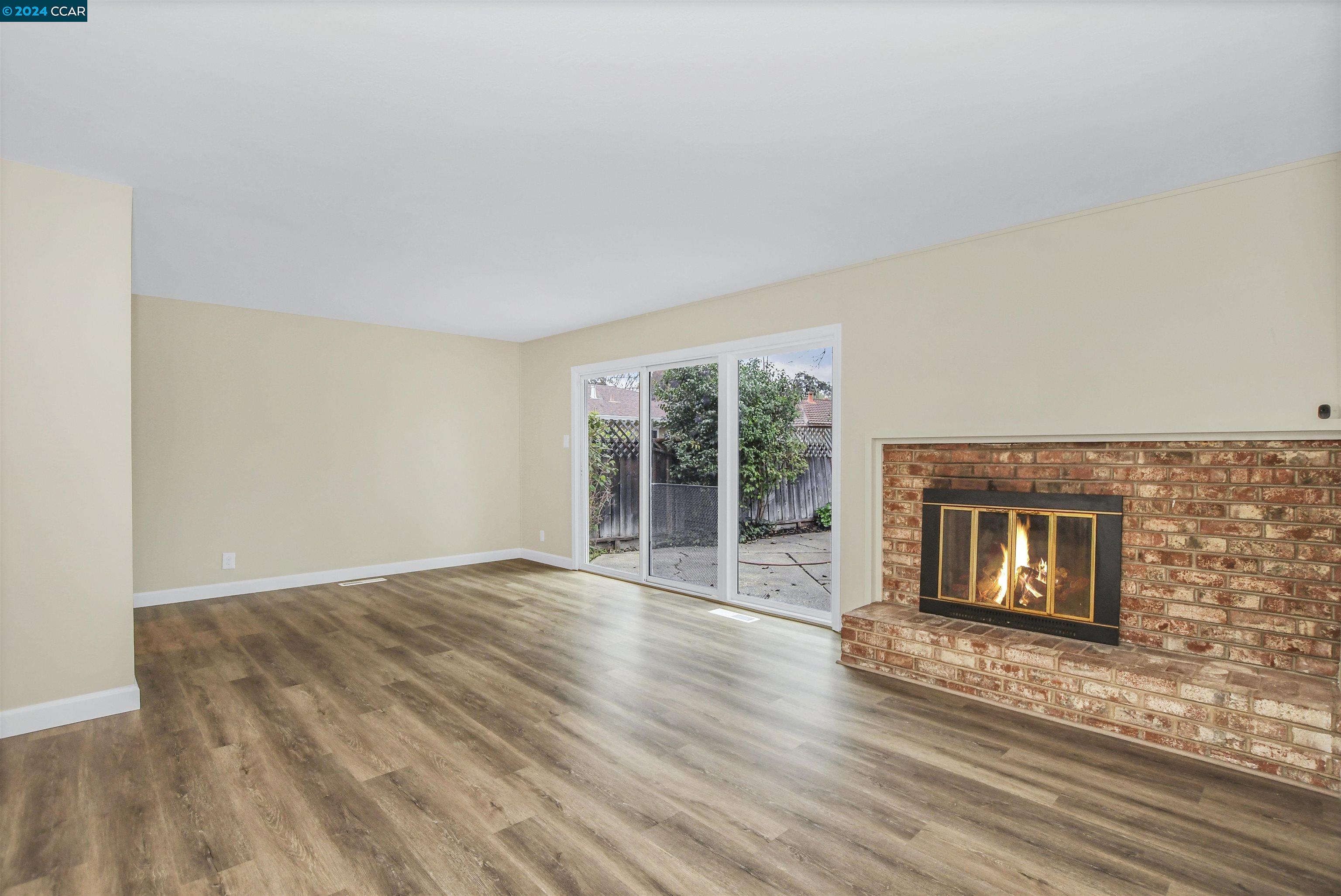 1188 Carey Dr