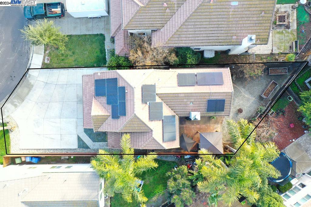 235 Weeping Willow Ct