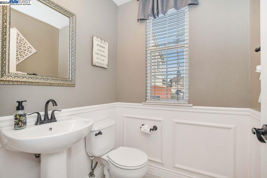 235 Weeping Willow Ct