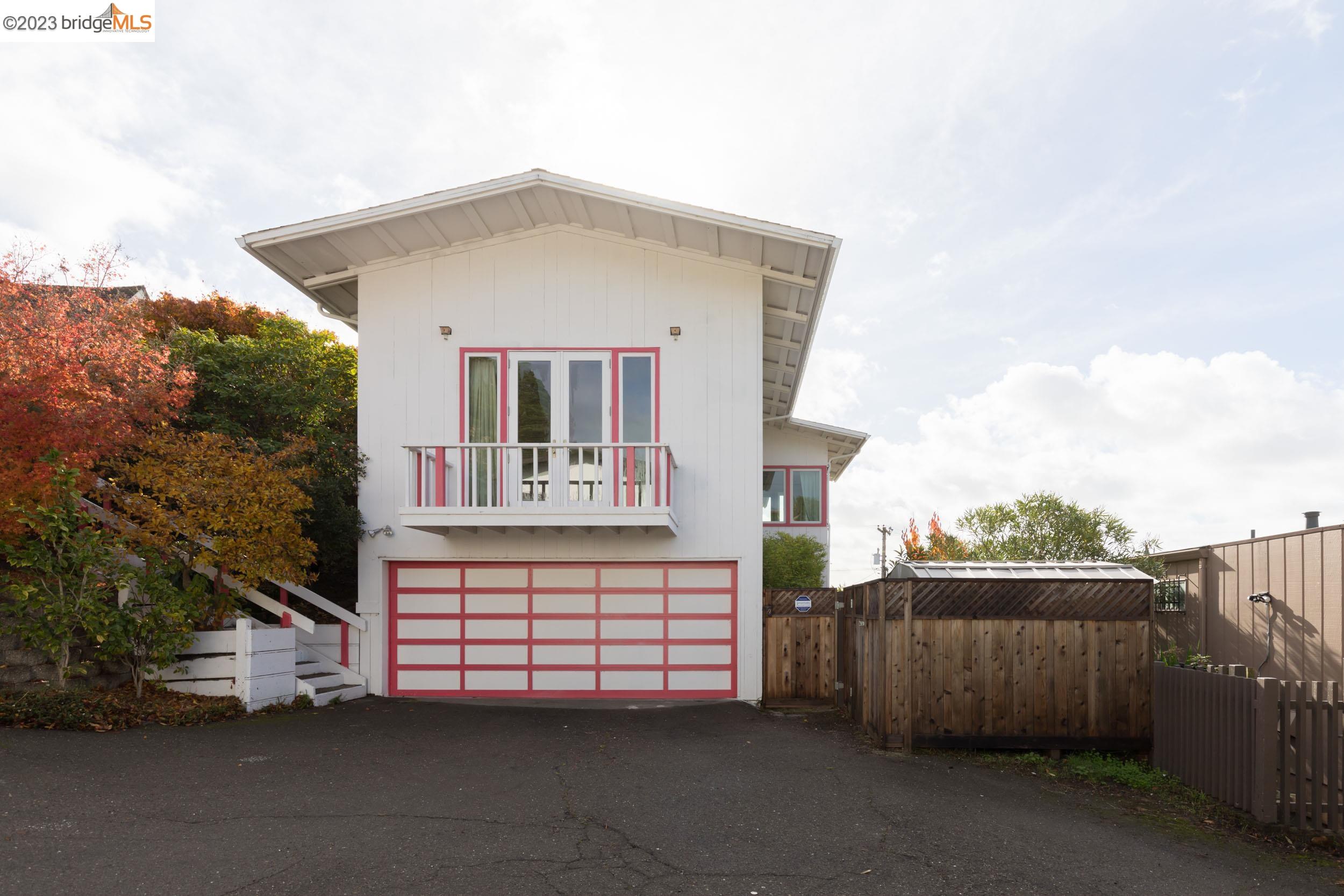 96 Maxwelton Rd