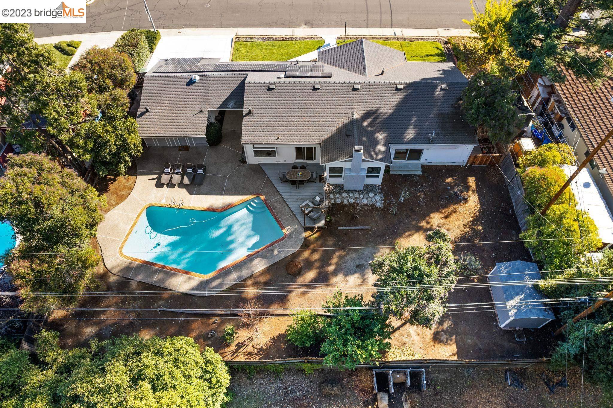 1787 Bishop Dr