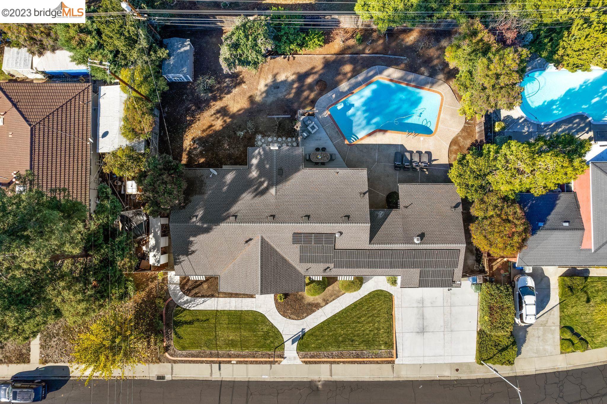 1787 Bishop Dr
