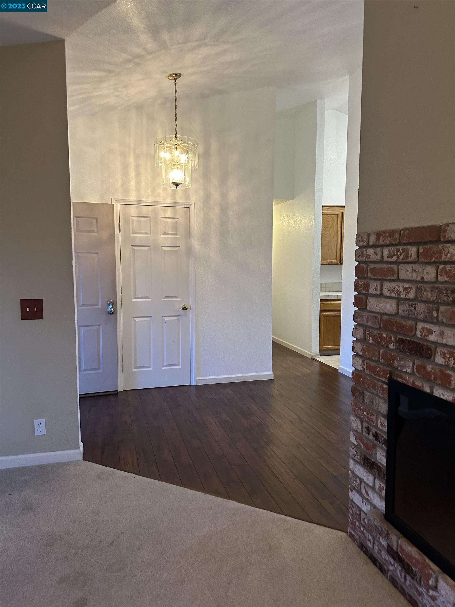 1506 Bella Vista Dr