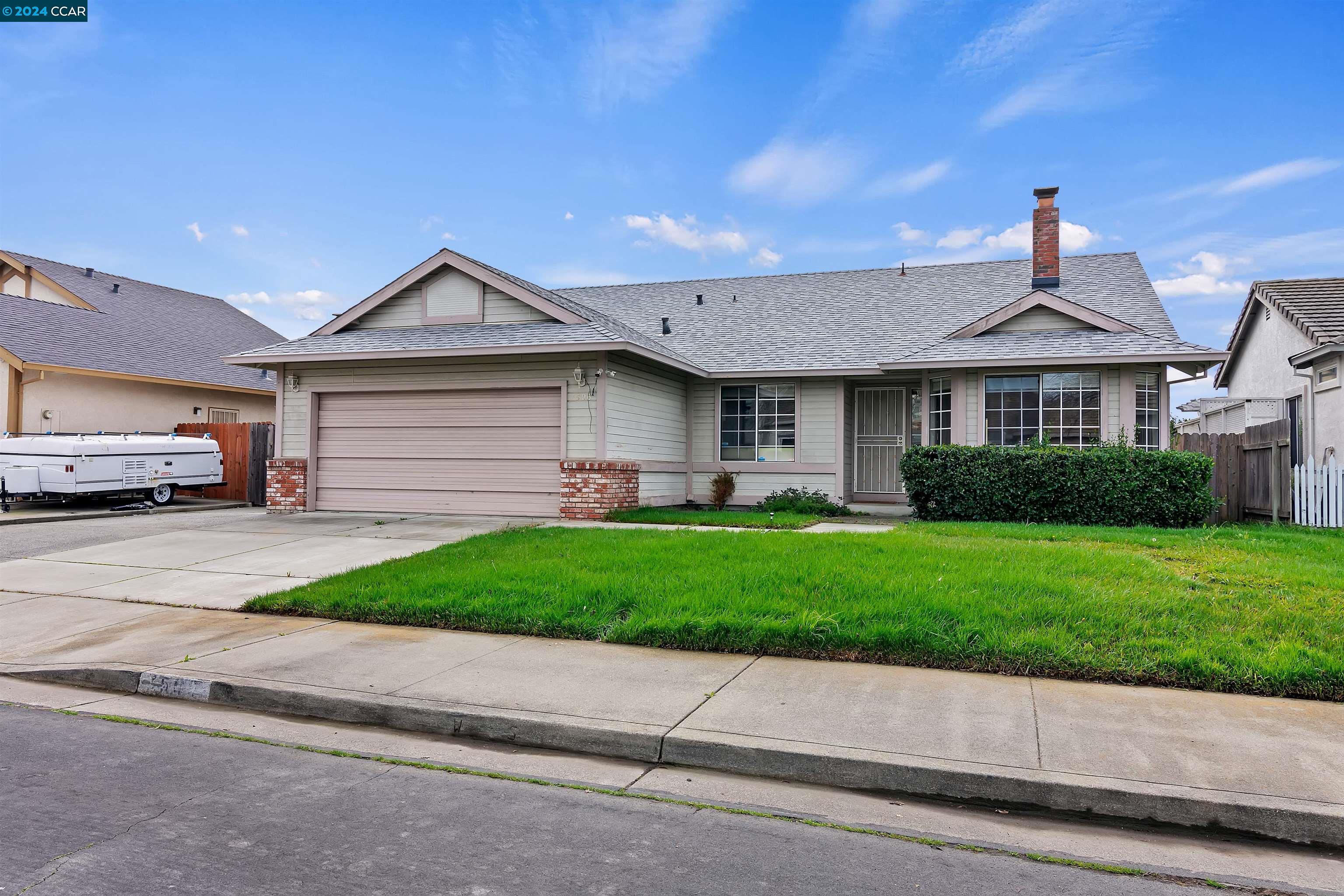 1506 Bella Vista Dr