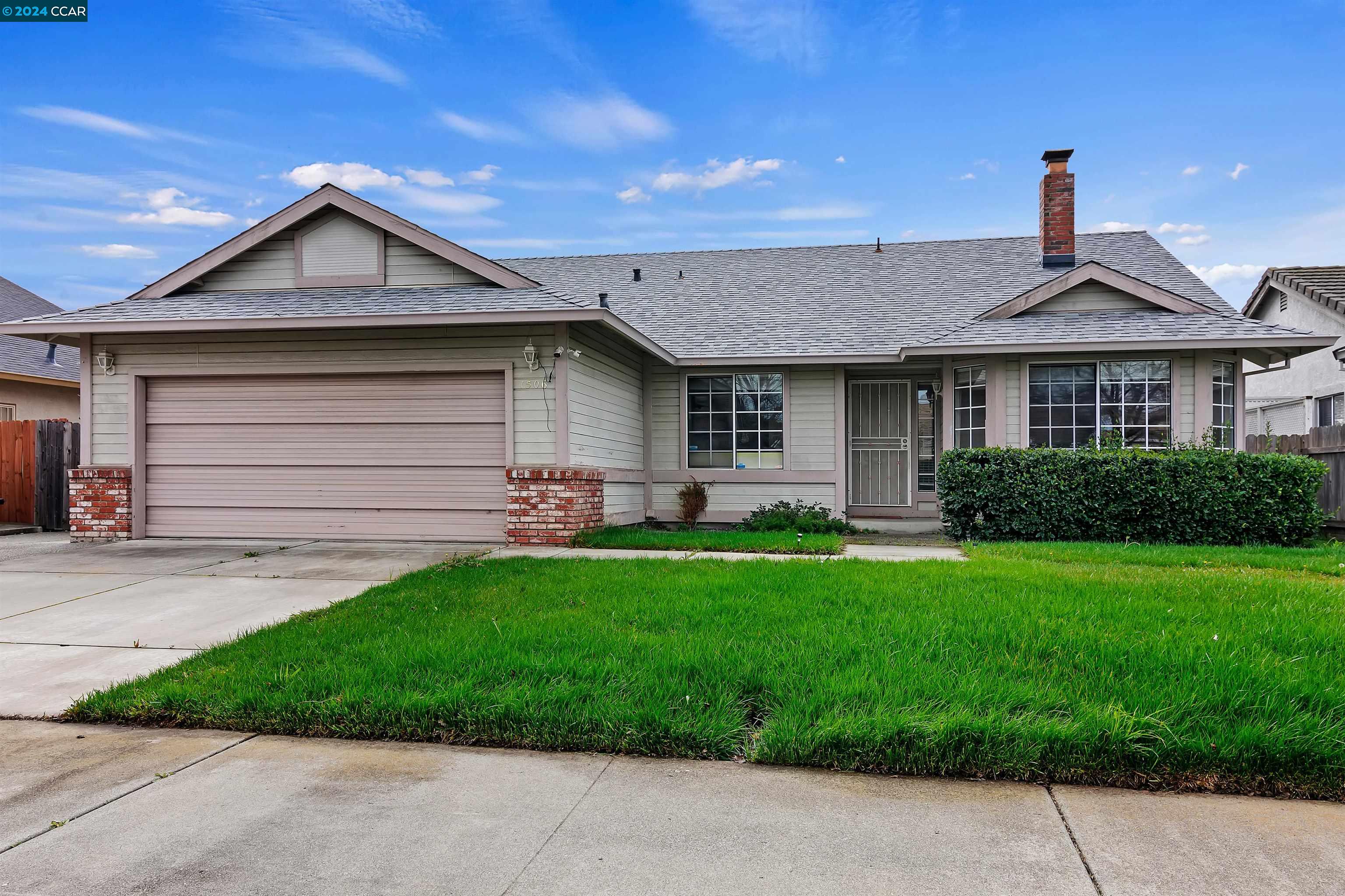 1506 Bella Vista Dr