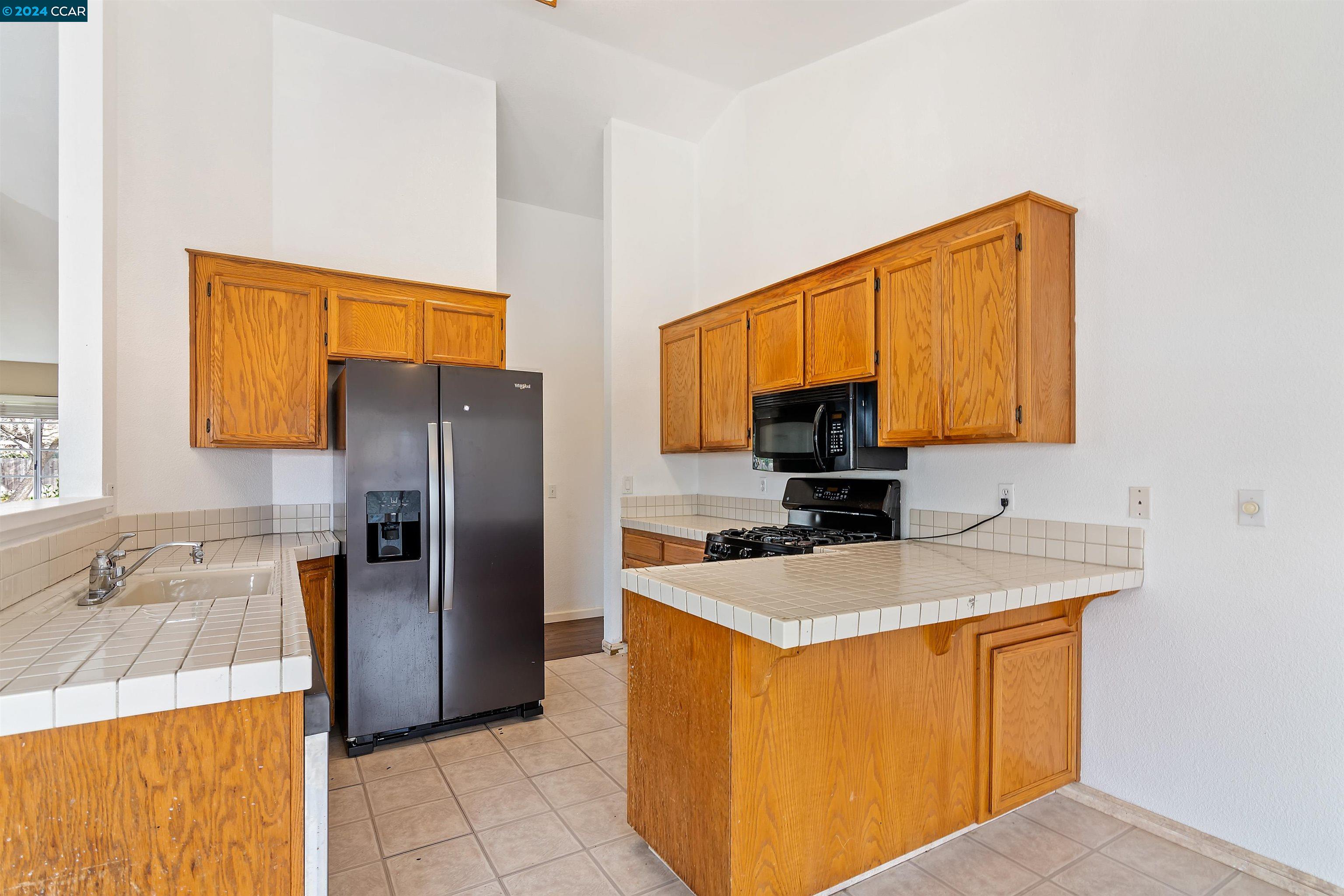 1506 Bella Vista Dr