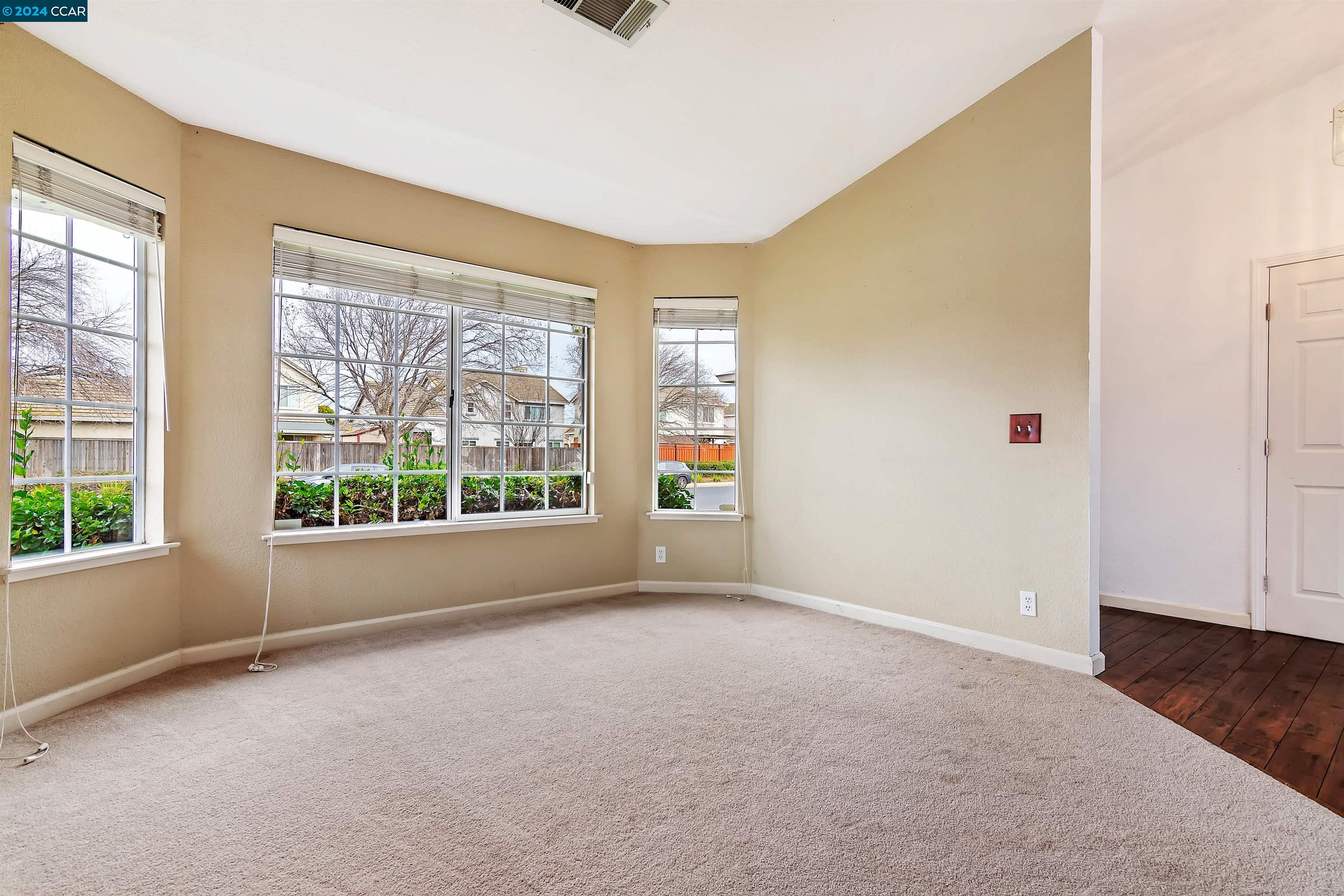 1506 Bella Vista Dr